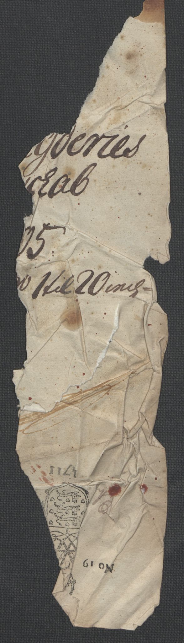 Rentekammeret inntil 1814, Reviderte regnskaper, Fogderegnskap, AV/RA-EA-4092/R56/L3741: Fogderegnskap Nordmøre, 1705, s. 164