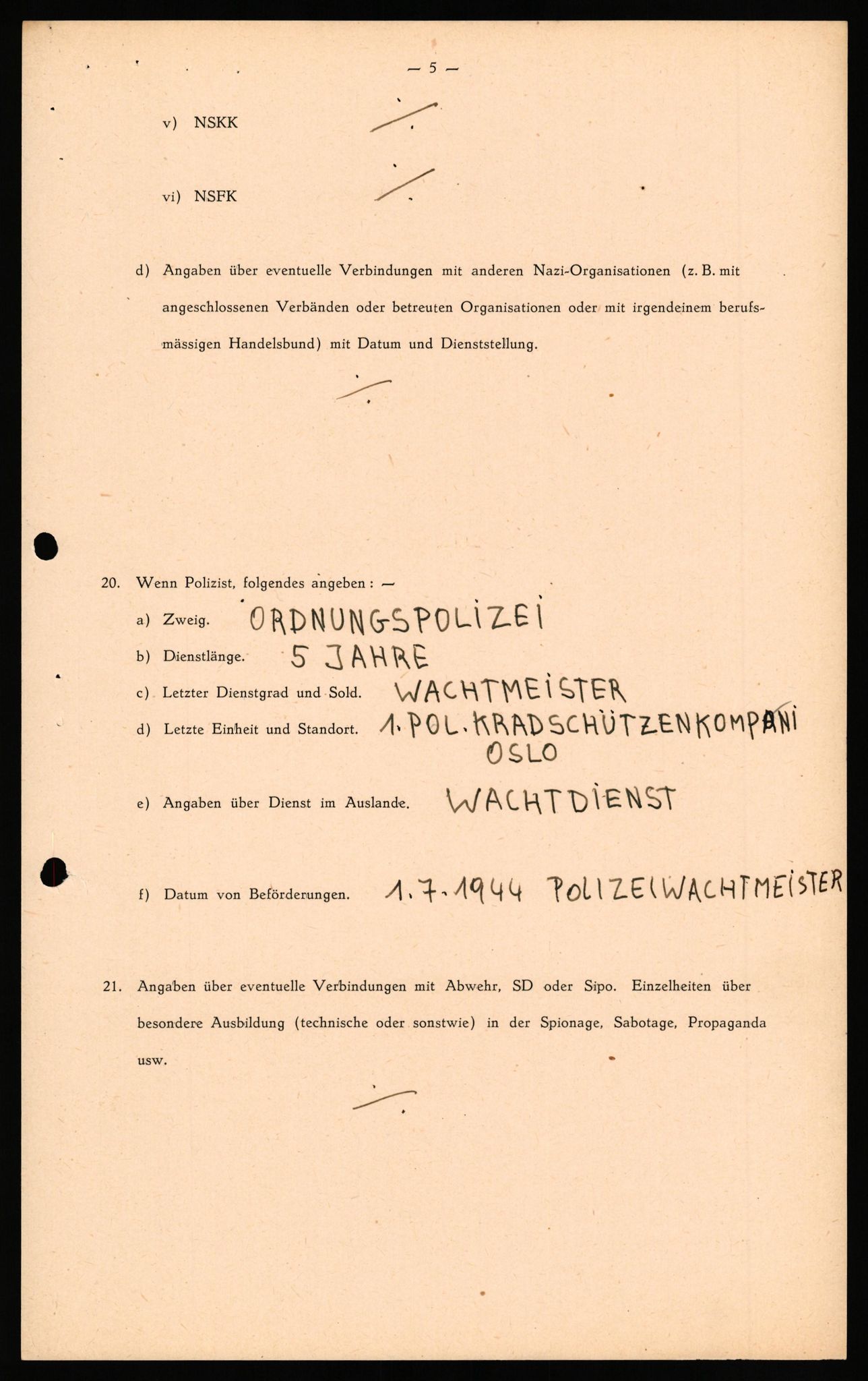 Forsvaret, Forsvarets overkommando II, AV/RA-RAFA-3915/D/Db/L0038: CI Questionaires. Tyske okkupasjonsstyrker i Norge. Østerrikere., 1945-1946, s. 42