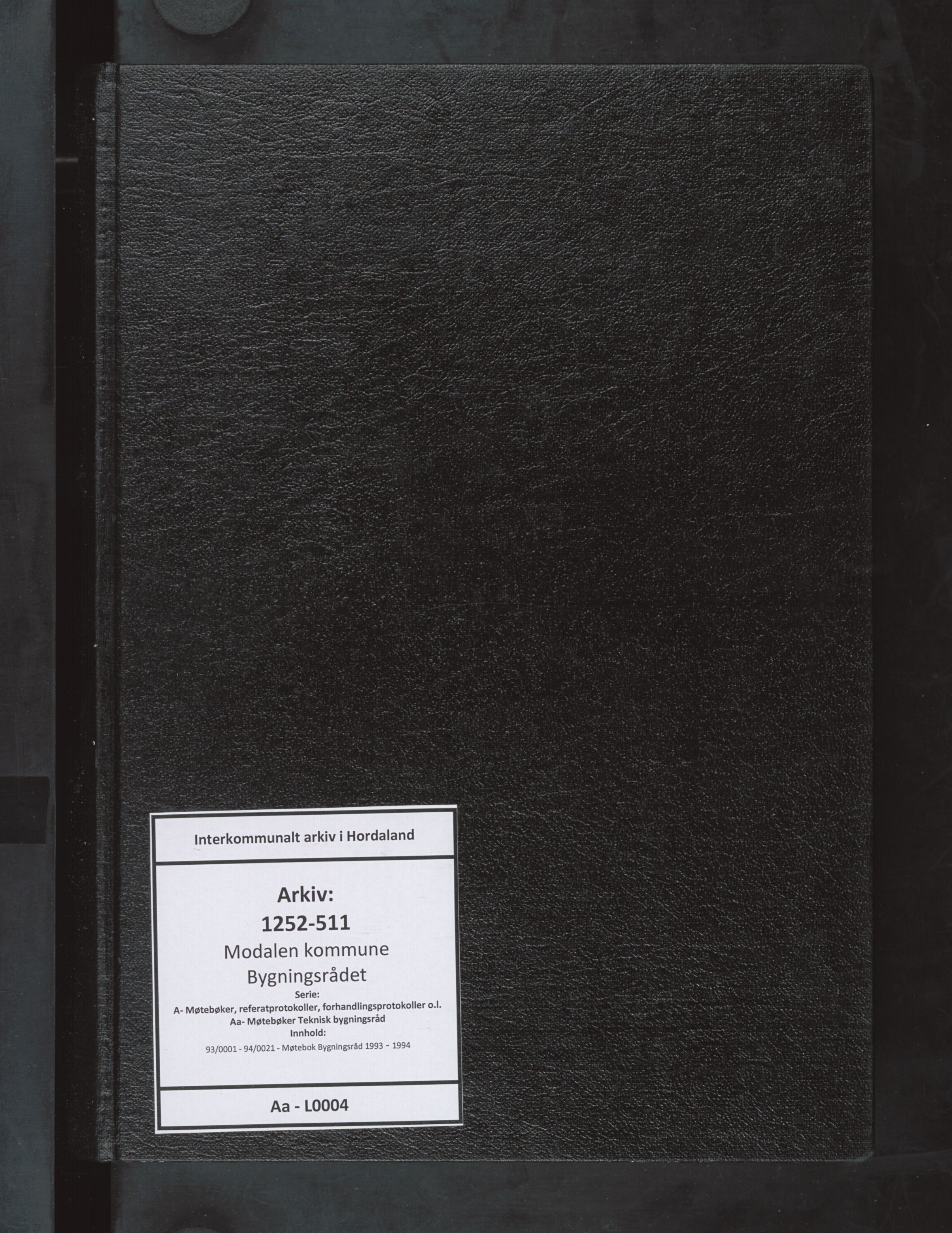 Modalen kommune. Bygningsrådet, IKAH/1252-511/A/Aa/L0004: Møtebok for Modalen bygningsråd, 1993-1994