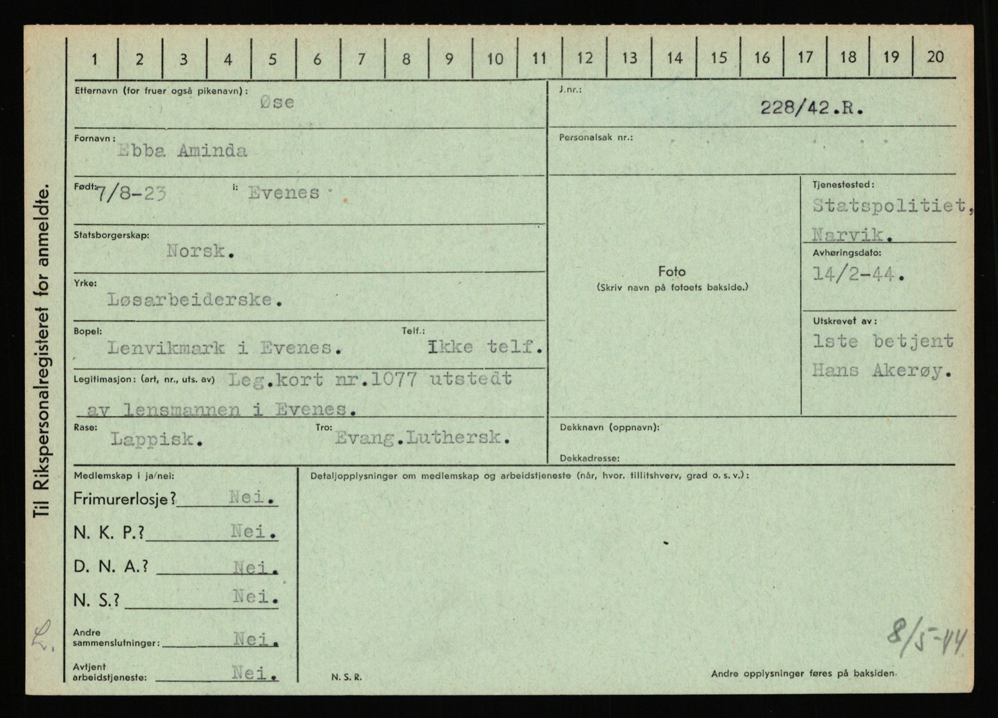 Statspolitiet - Hovedkontoret / Osloavdelingen, AV/RA-S-1329/C/Ca/L0016: Uberg - Øystese, 1943-1945, s. 3679