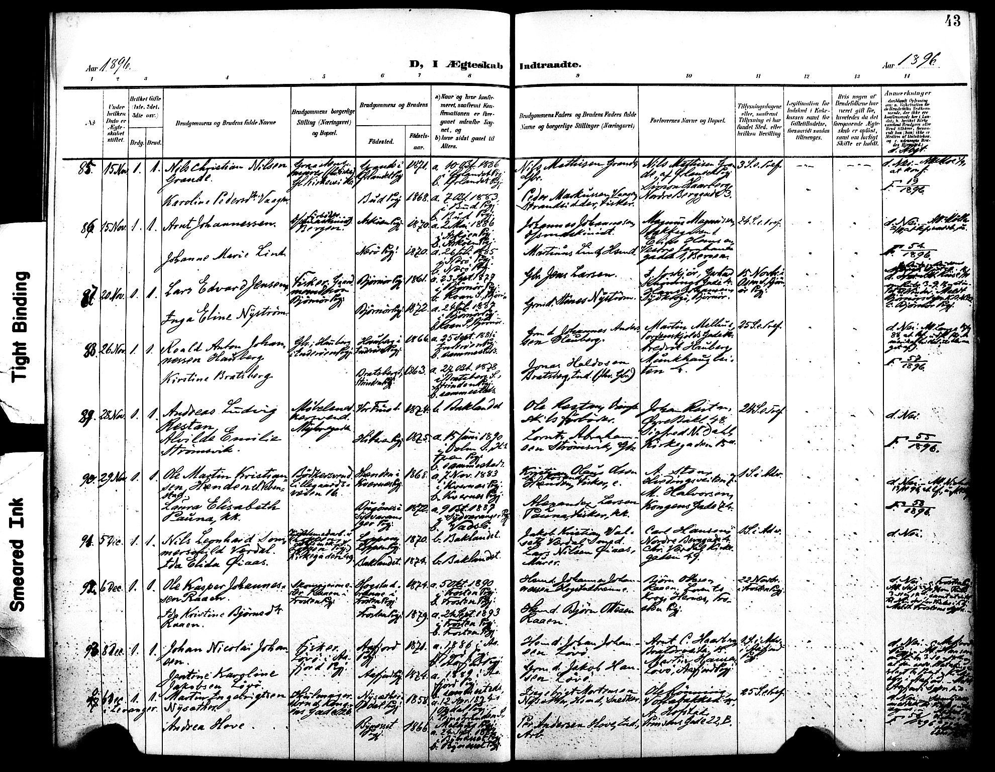 Ministerialprotokoller, klokkerbøker og fødselsregistre - Sør-Trøndelag, SAT/A-1456/604/L0198: Ministerialbok nr. 604A19, 1893-1900, s. 43