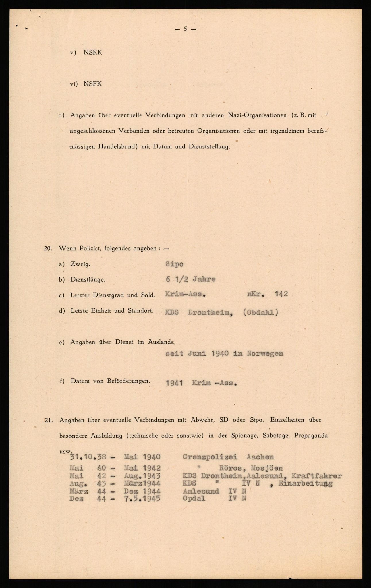 Forsvaret, Forsvarets overkommando II, AV/RA-RAFA-3915/D/Db/L0030: CI Questionaires. Tyske okkupasjonsstyrker i Norge. Tyskere., 1945-1946, s. 157