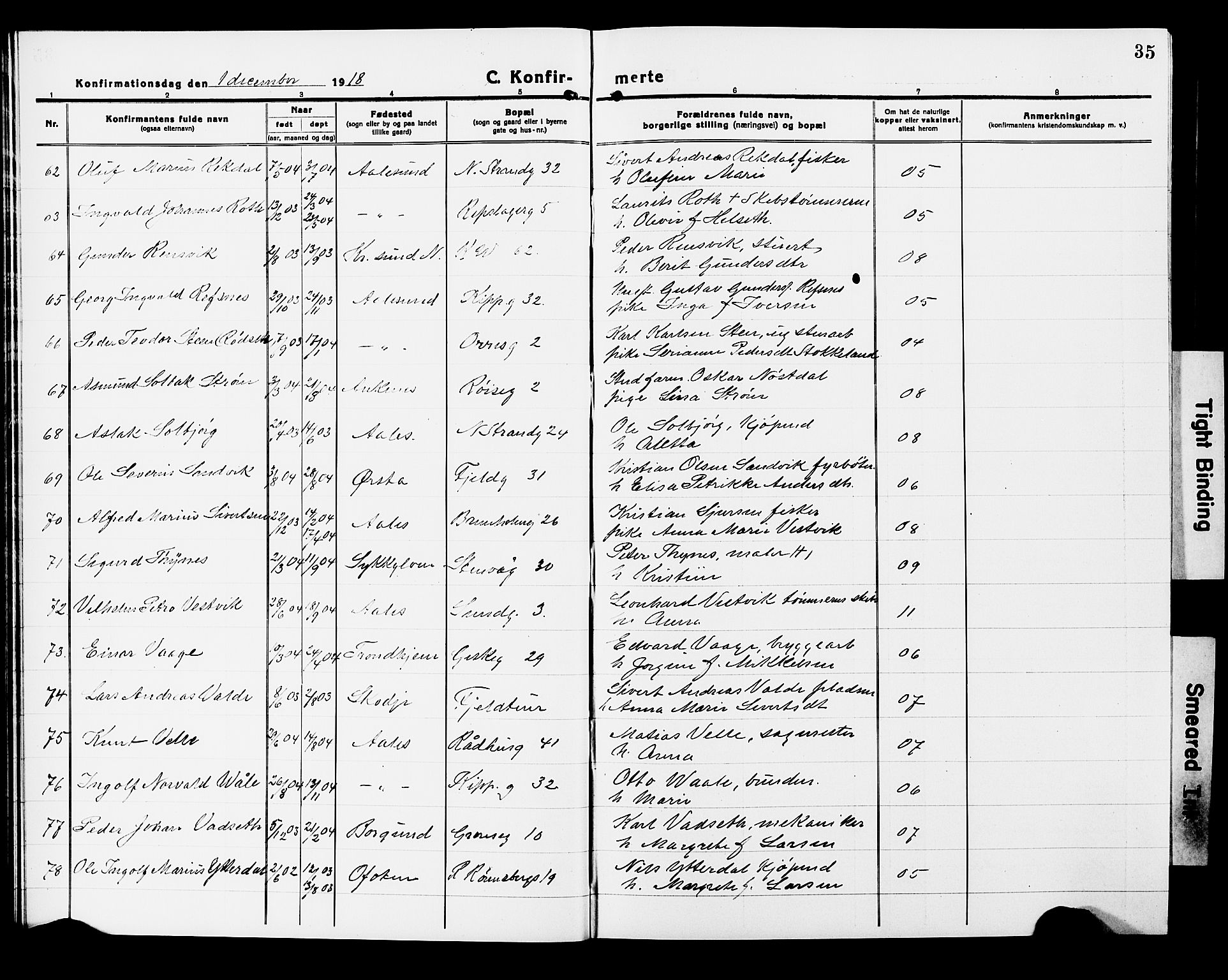 Ministerialprotokoller, klokkerbøker og fødselsregistre - Møre og Romsdal, AV/SAT-A-1454/529/L0472: Klokkerbok nr. 529C09, 1917-1929, s. 35