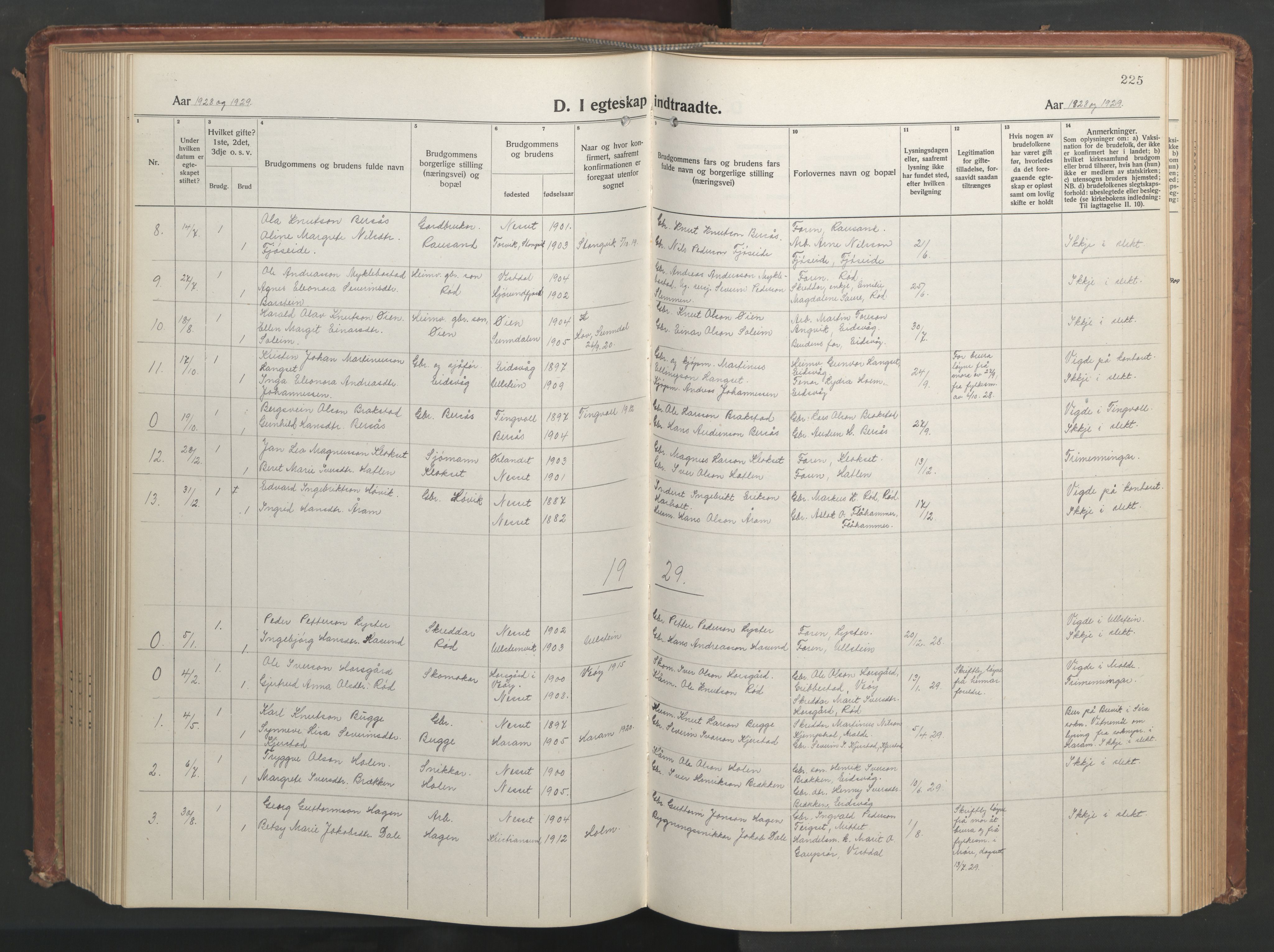 Ministerialprotokoller, klokkerbøker og fødselsregistre - Møre og Romsdal, AV/SAT-A-1454/551/L0633: Klokkerbok nr. 551C05, 1921-1961, s. 225