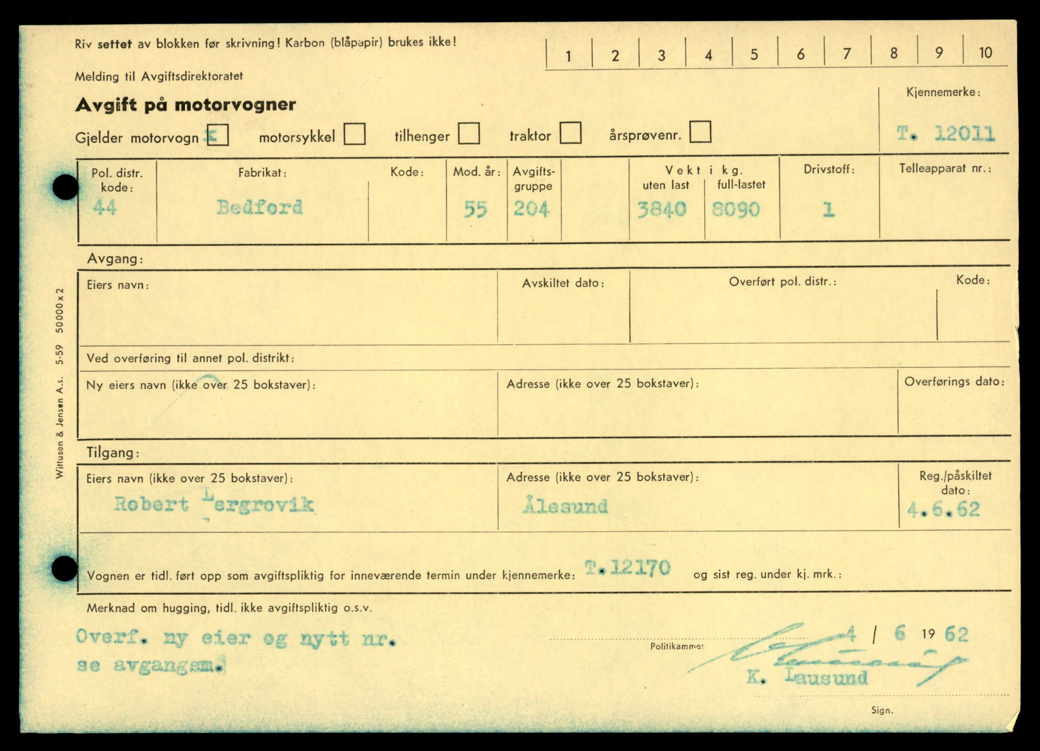 Møre og Romsdal vegkontor - Ålesund trafikkstasjon, AV/SAT-A-4099/F/Fe/L0032: Registreringskort for kjøretøy T 11997 - T 12149, 1927-1998, s. 317