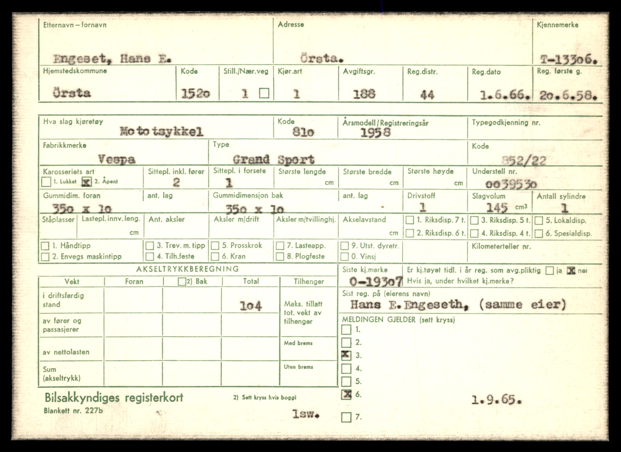 Møre og Romsdal vegkontor - Ålesund trafikkstasjon, AV/SAT-A-4099/F/Fe/L0038: Registreringskort for kjøretøy T 13180 - T 13360, 1927-1998, s. 2197
