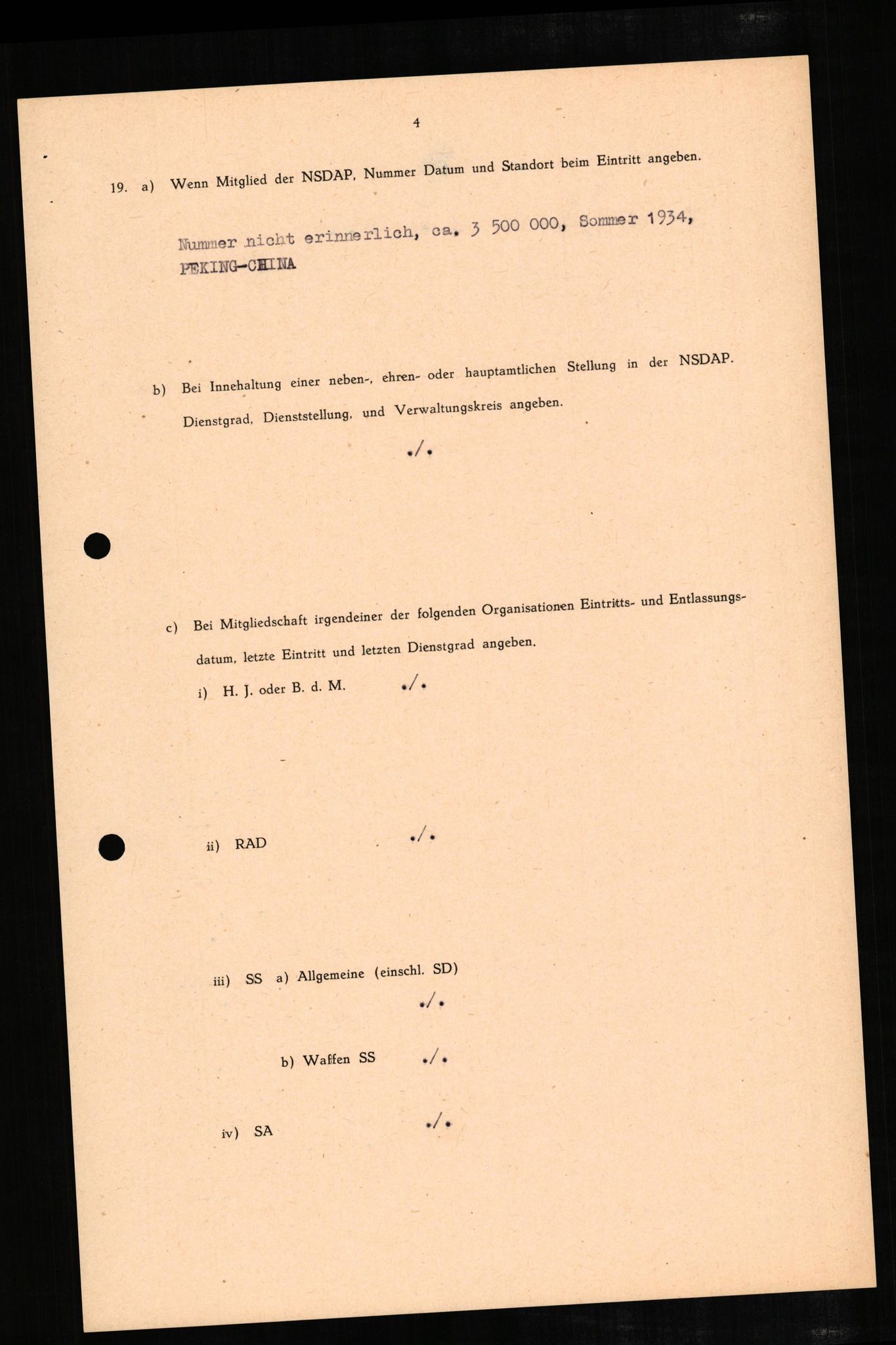 Forsvaret, Forsvarets overkommando II, RA/RAFA-3915/D/Db/L0007: CI Questionaires. Tyske okkupasjonsstyrker i Norge. Tyskere., 1945-1946, s. 101