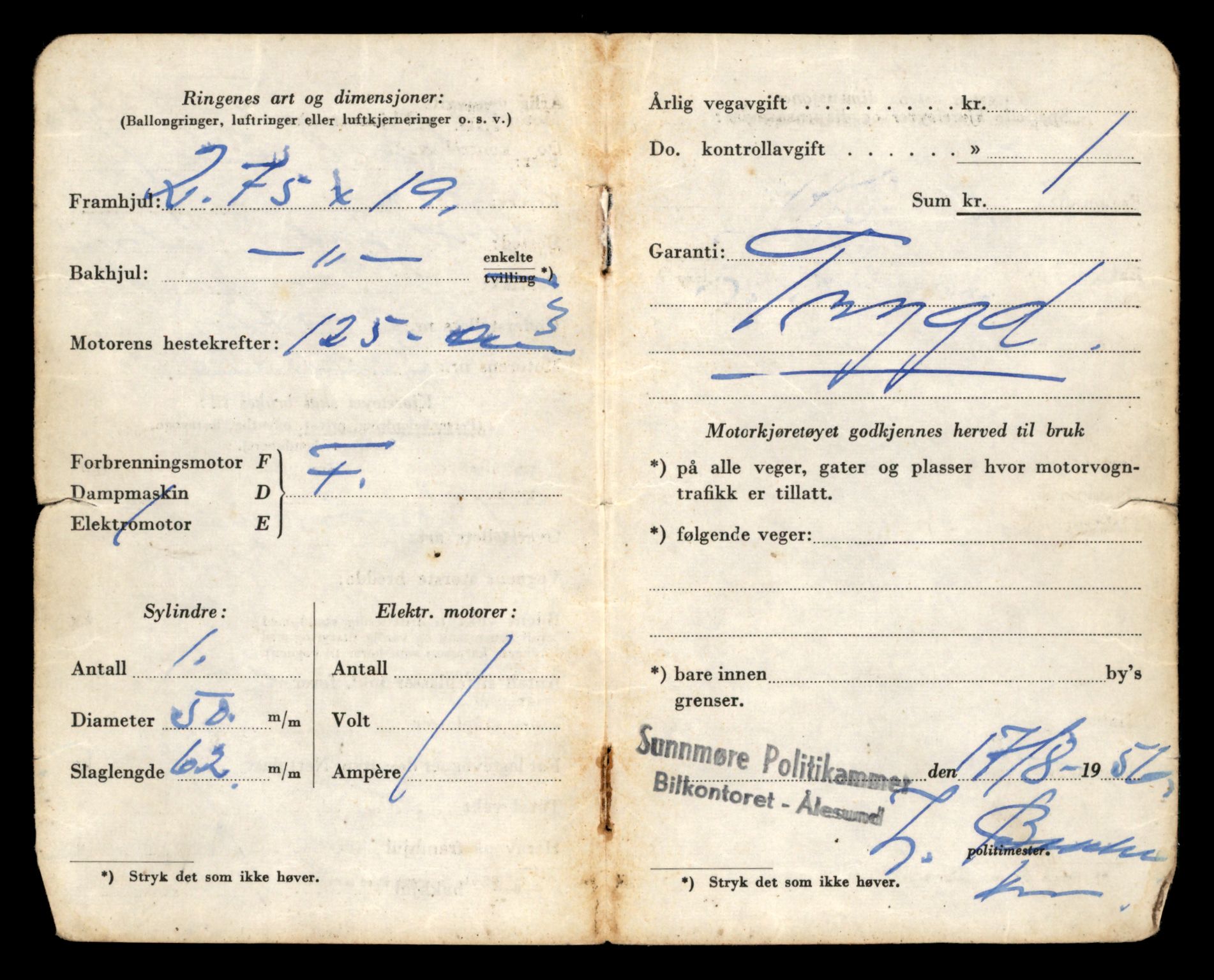 Møre og Romsdal vegkontor - Ålesund trafikkstasjon, AV/SAT-A-4099/F/Fe/L0040: Registreringskort for kjøretøy T 13531 - T 13709, 1927-1998, s. 306
