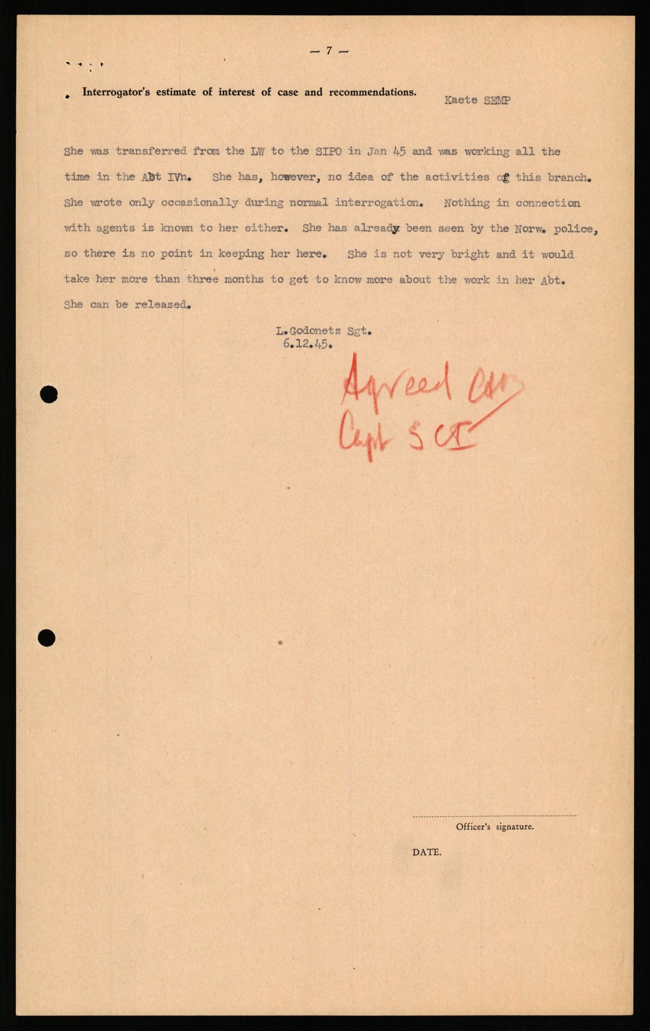 Forsvaret, Forsvarets overkommando II, AV/RA-RAFA-3915/D/Db/L0032: CI Questionaires. Tyske okkupasjonsstyrker i Norge. Tyskere., 1945-1946, s. 8