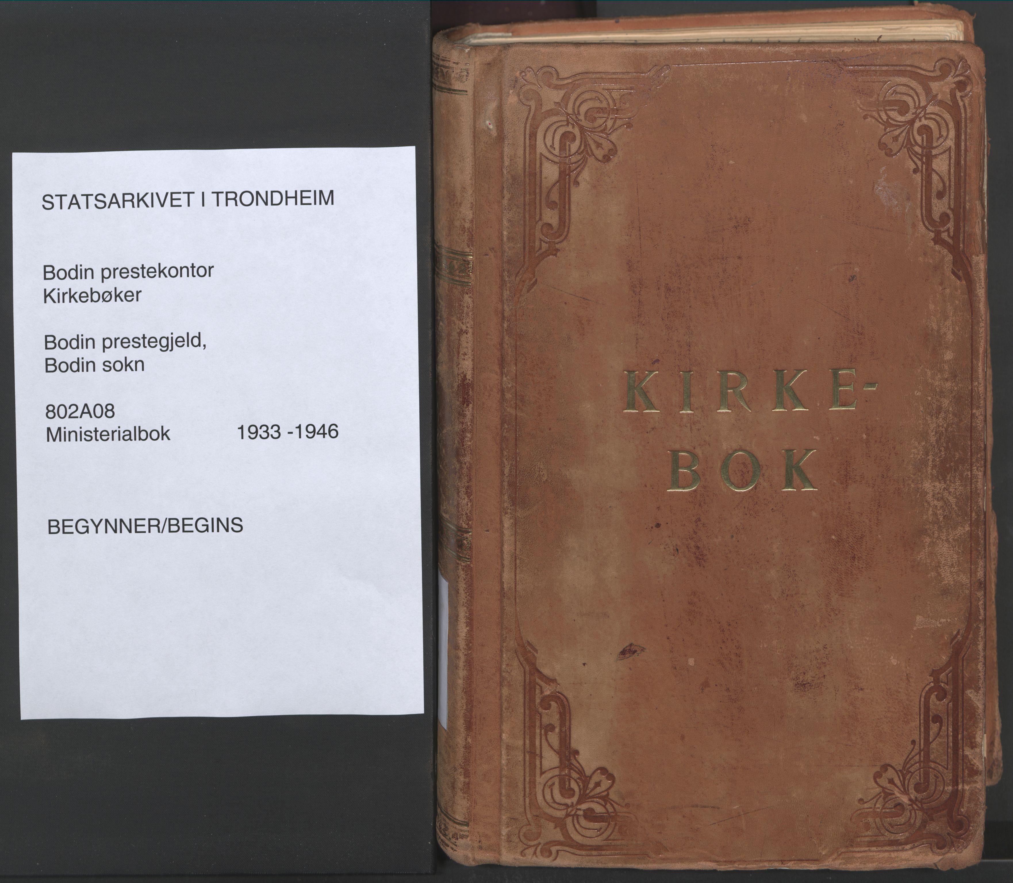 Ministerialprotokoller, klokkerbøker og fødselsregistre - Nordland, SAT/A-1459/802/L0061: Ministerialbok nr. 802A08, 1933-1946