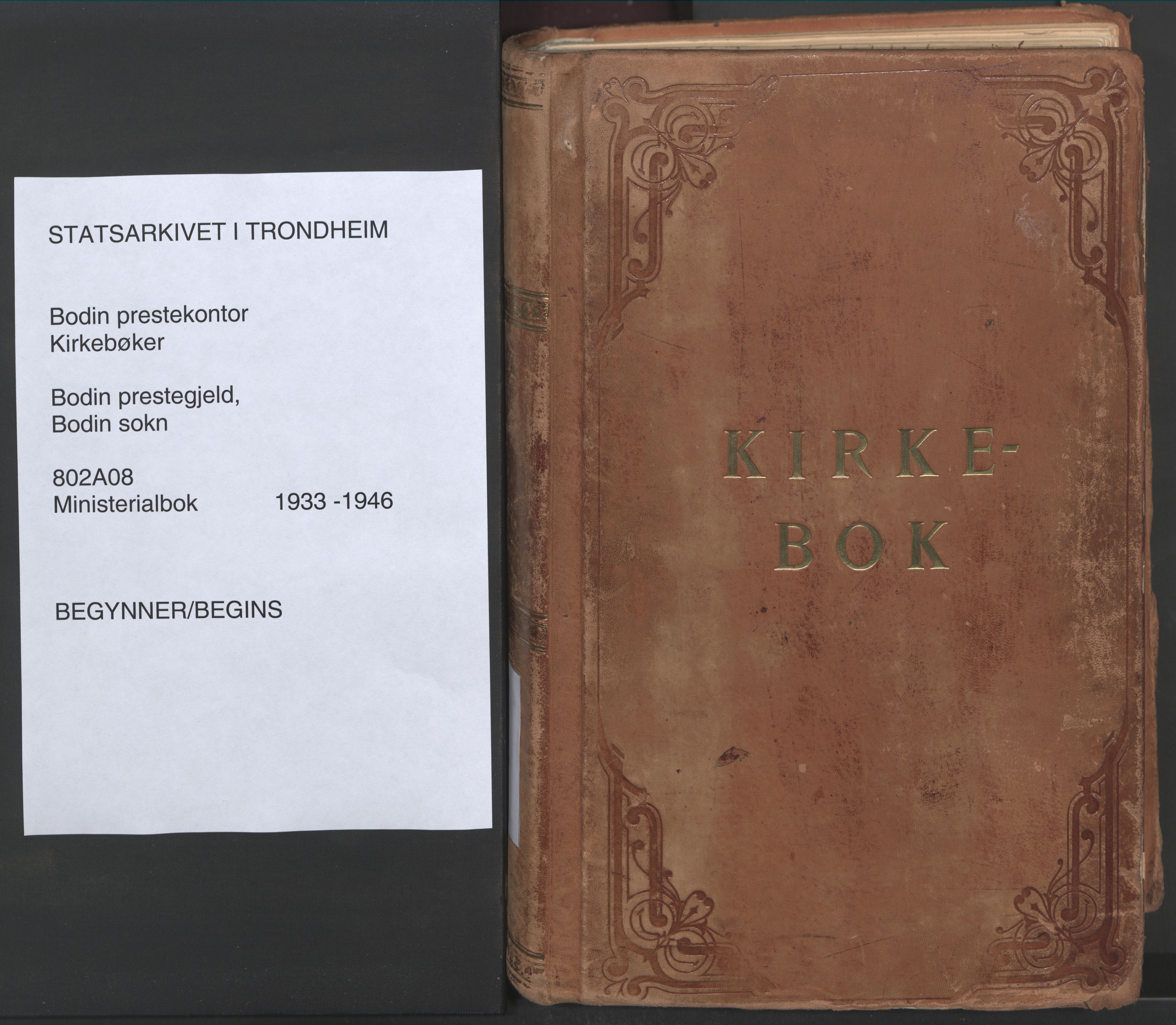 Ministerialprotokoller, klokkerbøker og fødselsregistre - Nordland, AV/SAT-A-1459/802/L0061: Ministerialbok nr. 802A08, 1933-1946