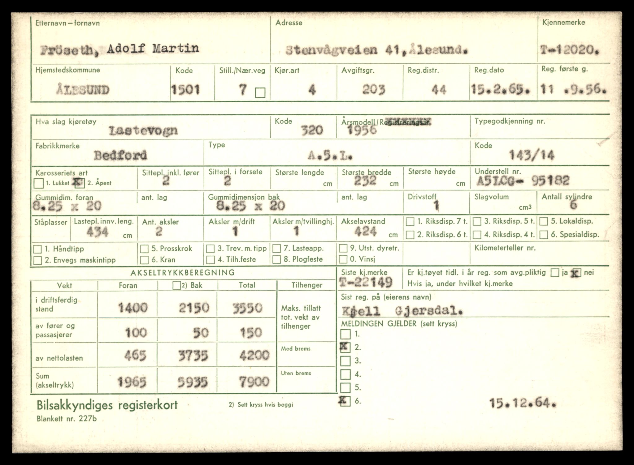 Møre og Romsdal vegkontor - Ålesund trafikkstasjon, AV/SAT-A-4099/F/Fe/L0032: Registreringskort for kjøretøy T 11997 - T 12149, 1927-1998, s. 735