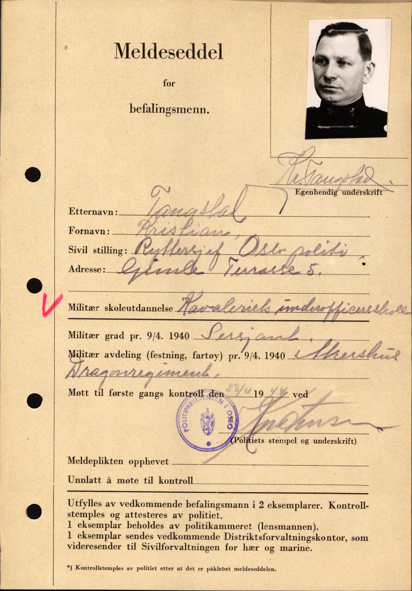 Forsvaret, Forsvarets krigshistoriske avdeling, AV/RA-RAFA-2017/Y/Yf/L0209: II-C-11-2121  -  Okkupasjonstiden.  Meldesedler for befal med foto og oppl. om militær grad 9. apr. 1940., 1944-1945, s. 1048