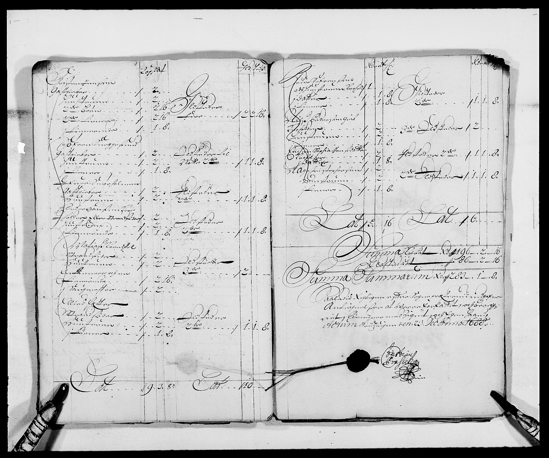 Rentekammeret inntil 1814, Reviderte regnskaper, Fogderegnskap, RA/EA-4092/R56/L3733: Fogderegnskap Nordmøre, 1687-1689, s. 260