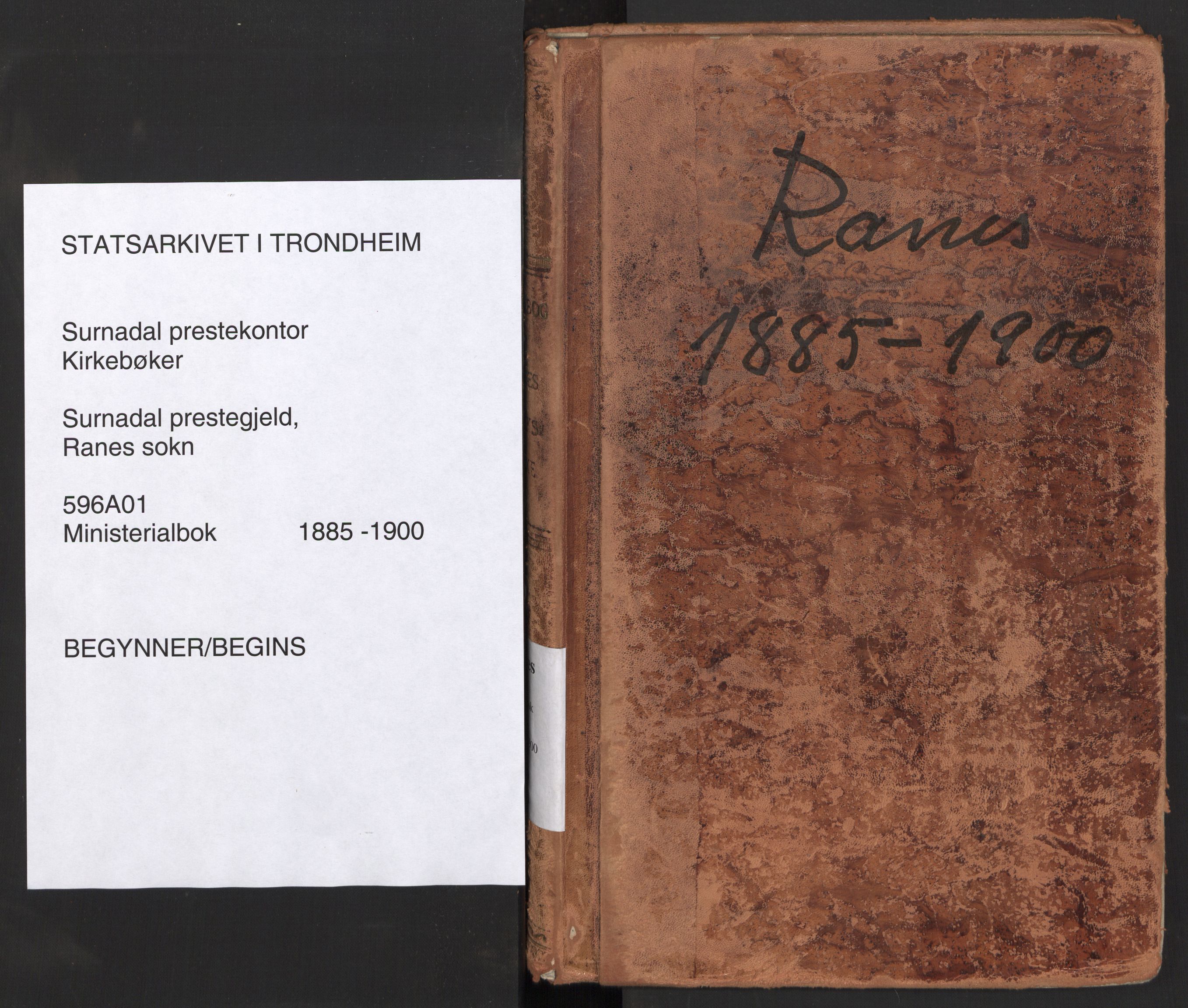 Ministerialprotokoller, klokkerbøker og fødselsregistre - Møre og Romsdal, AV/SAT-A-1454/596/L1056: Ministerialbok nr. 596A01, 1885-1900