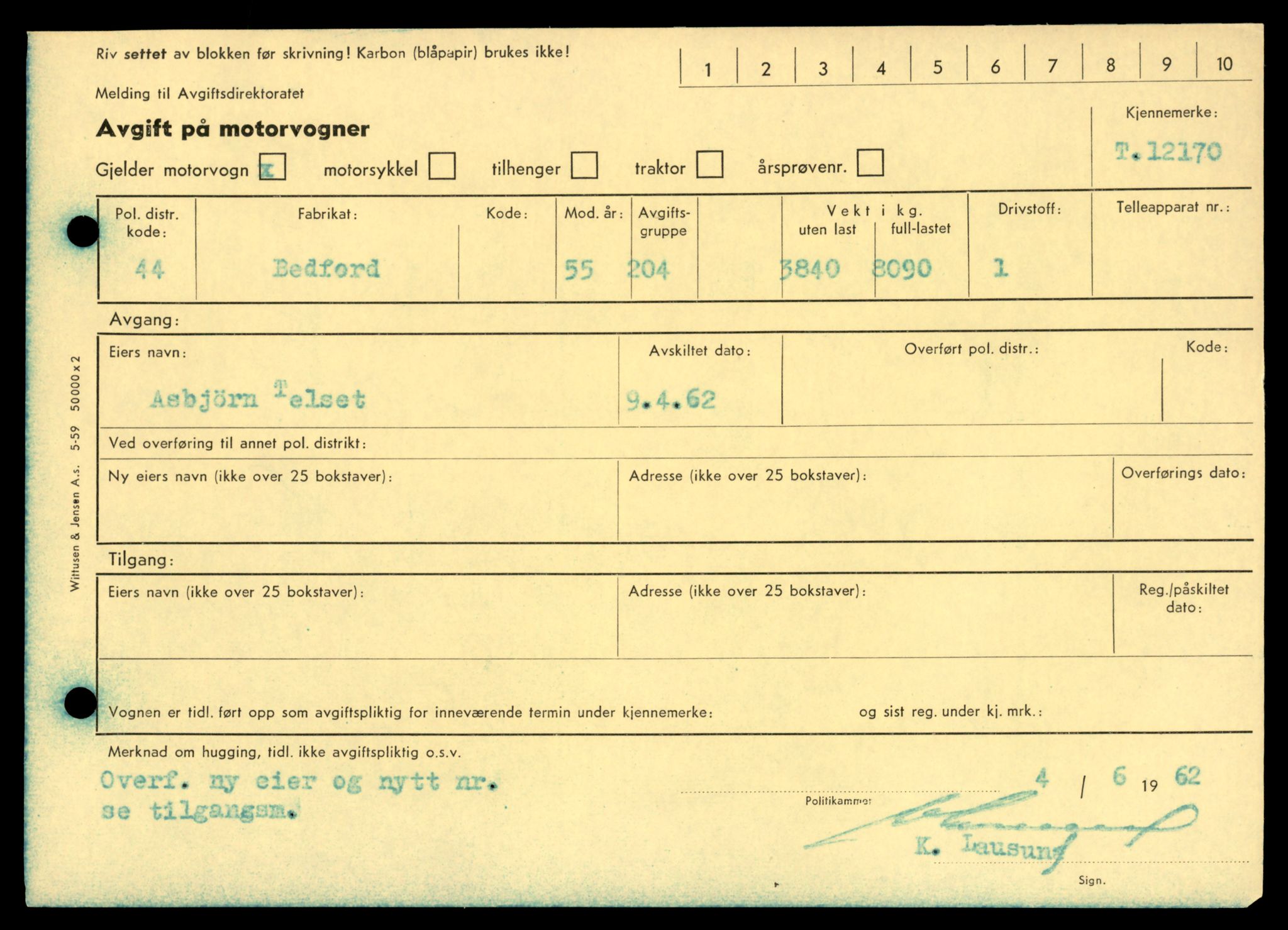 Møre og Romsdal vegkontor - Ålesund trafikkstasjon, AV/SAT-A-4099/F/Fe/L0032: Registreringskort for kjøretøy T 11997 - T 12149, 1927-1998, s. 319