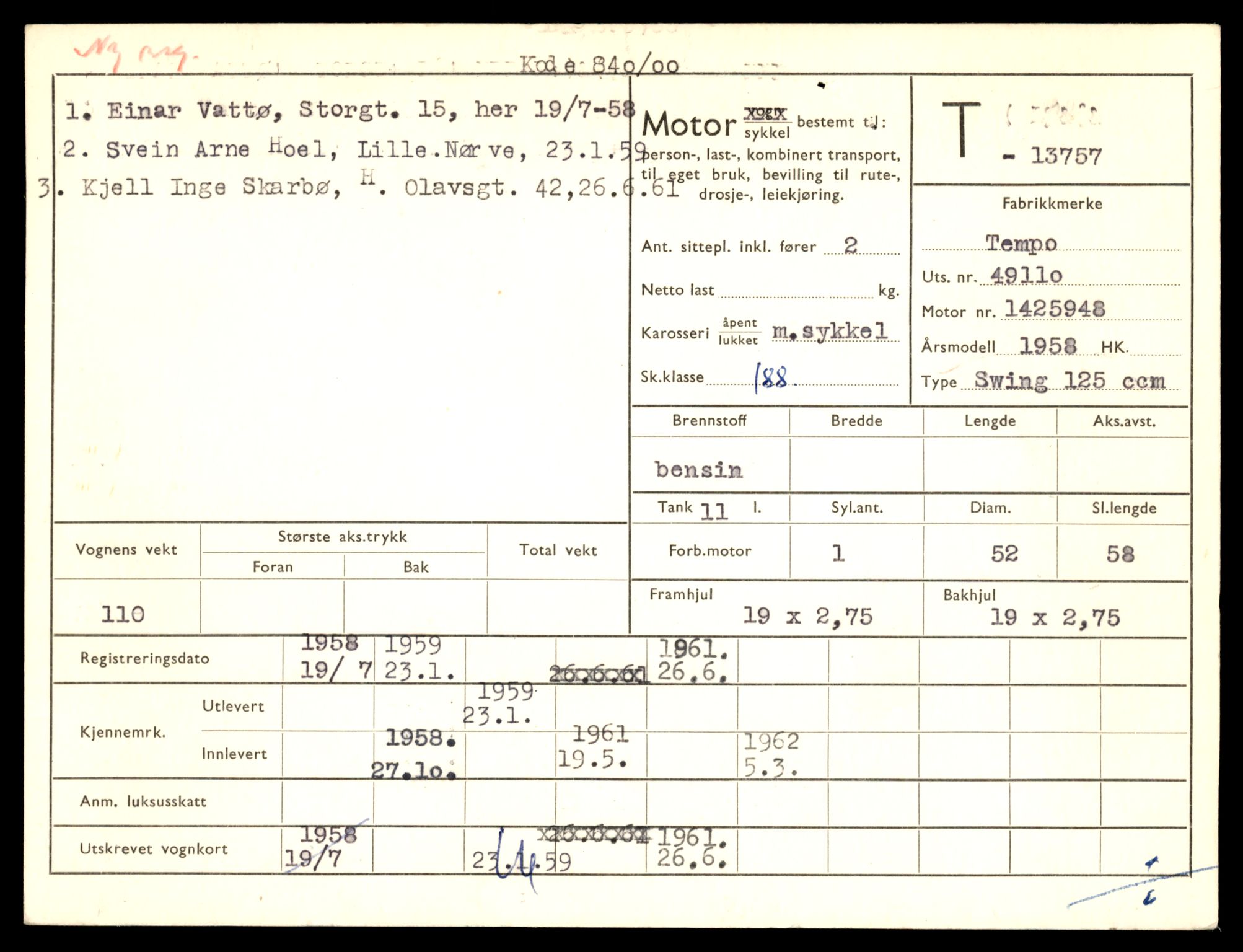 Møre og Romsdal vegkontor - Ålesund trafikkstasjon, AV/SAT-A-4099/F/Fe/L0041: Registreringskort for kjøretøy T 13710 - T 13905, 1927-1998, s. 843