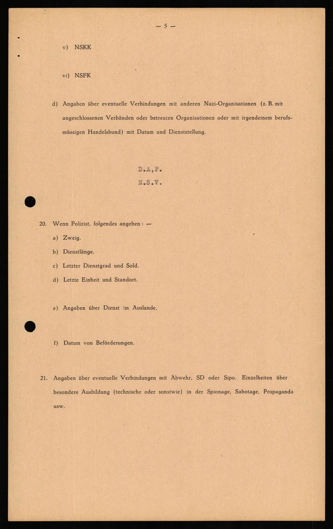 Forsvaret, Forsvarets overkommando II, RA/RAFA-3915/D/Db/L0015: CI Questionaires. Tyske okkupasjonsstyrker i Norge. Tyskere., 1945-1946, s. 321