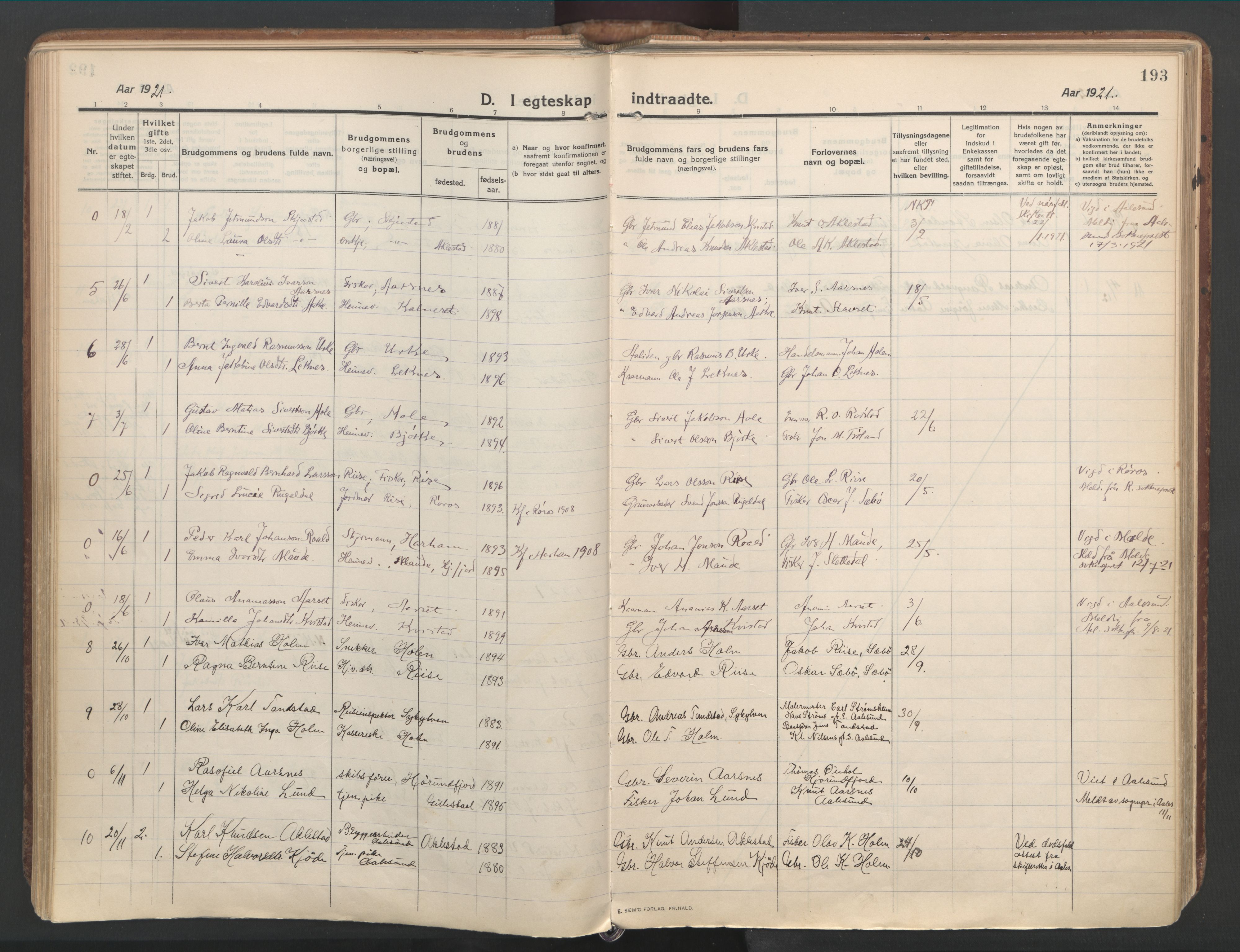 Ministerialprotokoller, klokkerbøker og fødselsregistre - Møre og Romsdal, AV/SAT-A-1454/515/L0212: Ministerialbok nr. 515A08, 1911-1935, s. 193