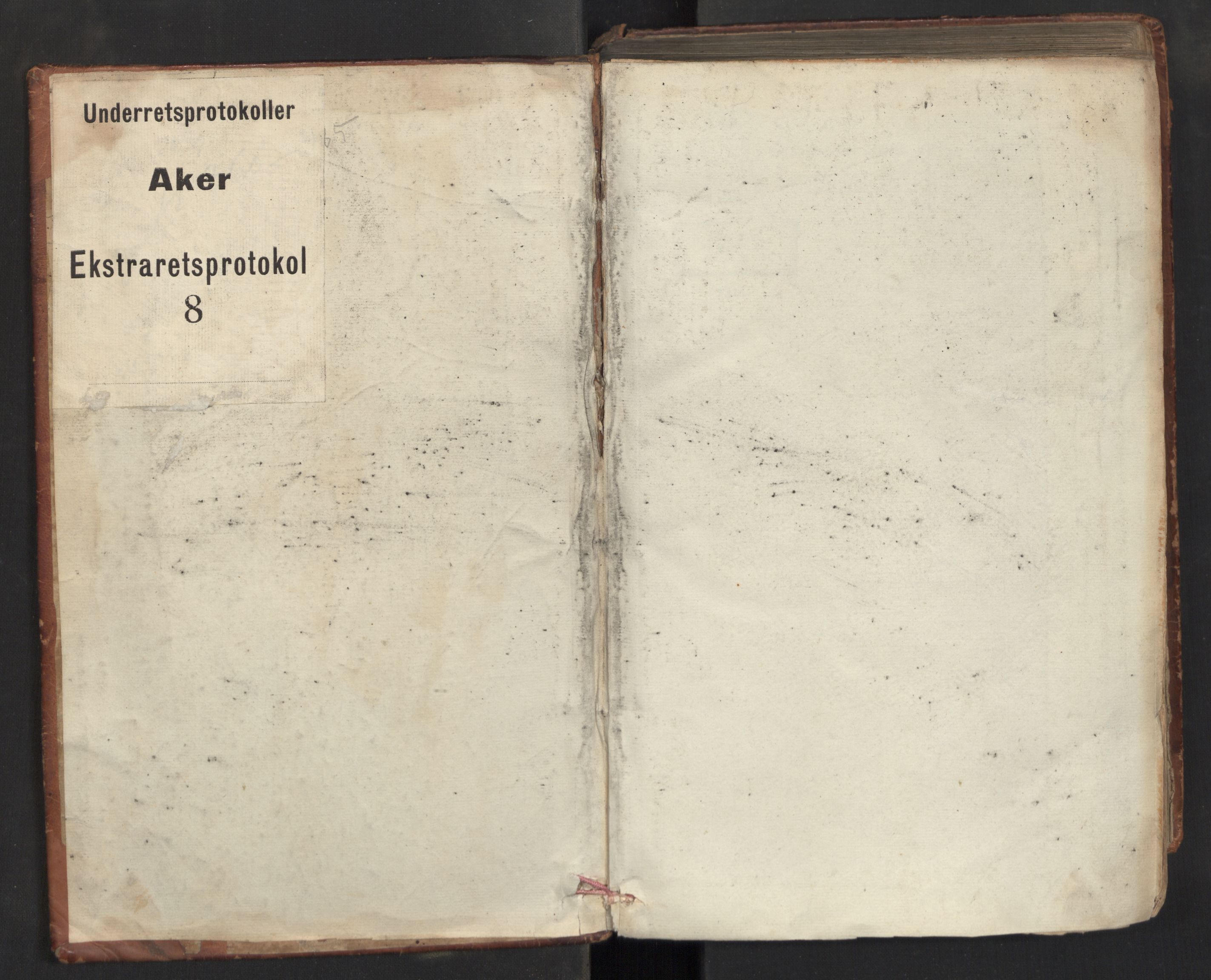 Aker sorenskriveri, SAO/A-10895/F/Fc/Fcb/L0002: Ekstrarettsprotokoll, 1811-1823