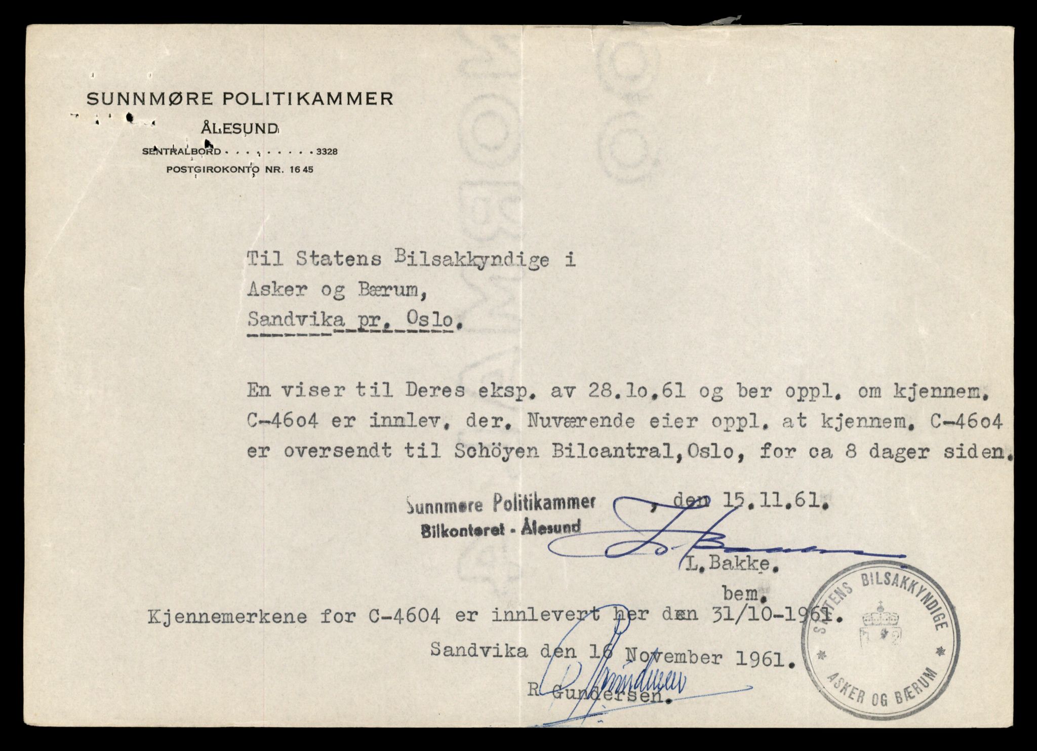 Møre og Romsdal vegkontor - Ålesund trafikkstasjon, AV/SAT-A-4099/F/Fe/L0042: Registreringskort for kjøretøy T 13906 - T 14079, 1927-1998, s. 3187