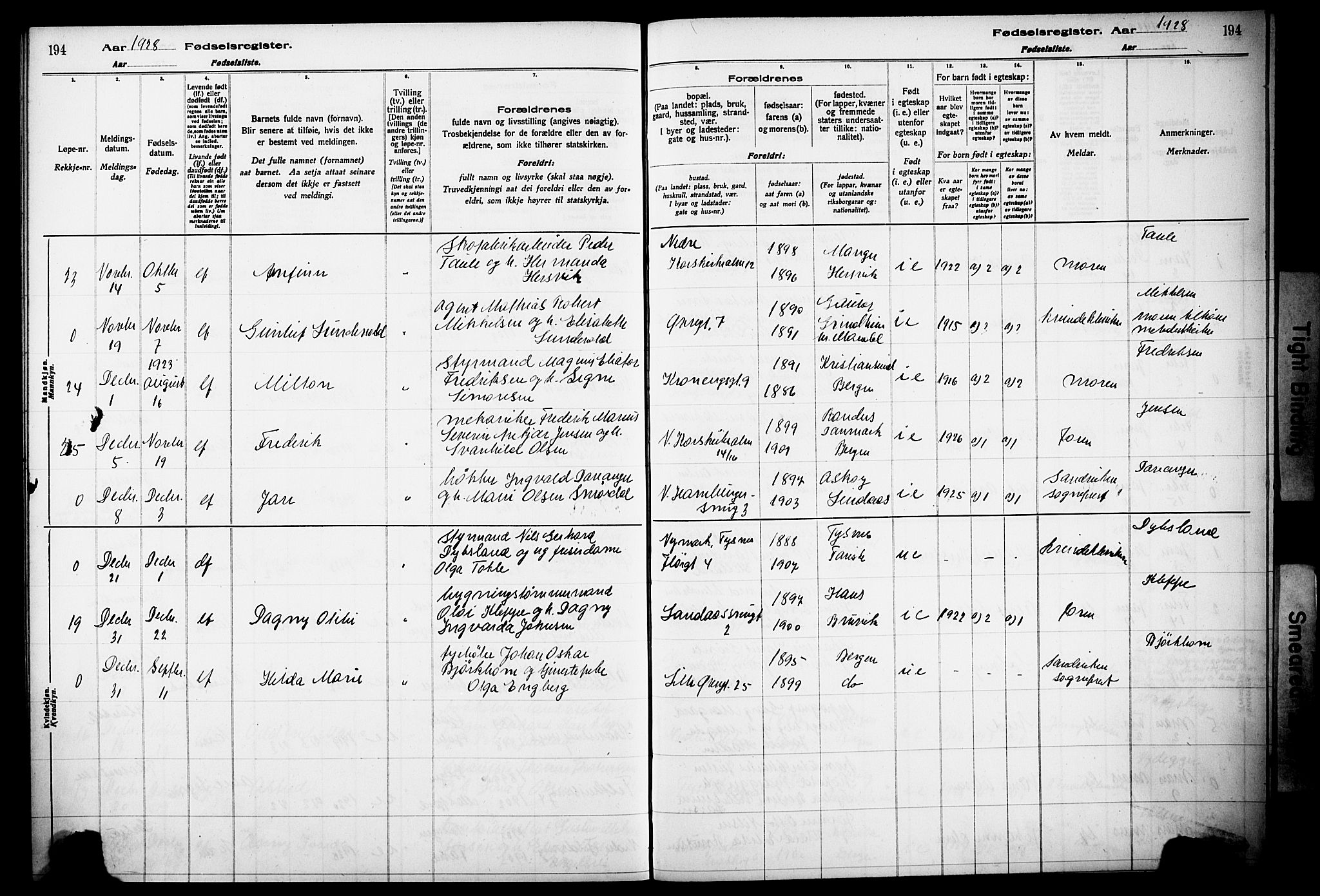 Korskirken sokneprestembete, AV/SAB-A-76101/I/Id/L00A1: Fødselsregister nr. A 1, 1916-1929, s. 194