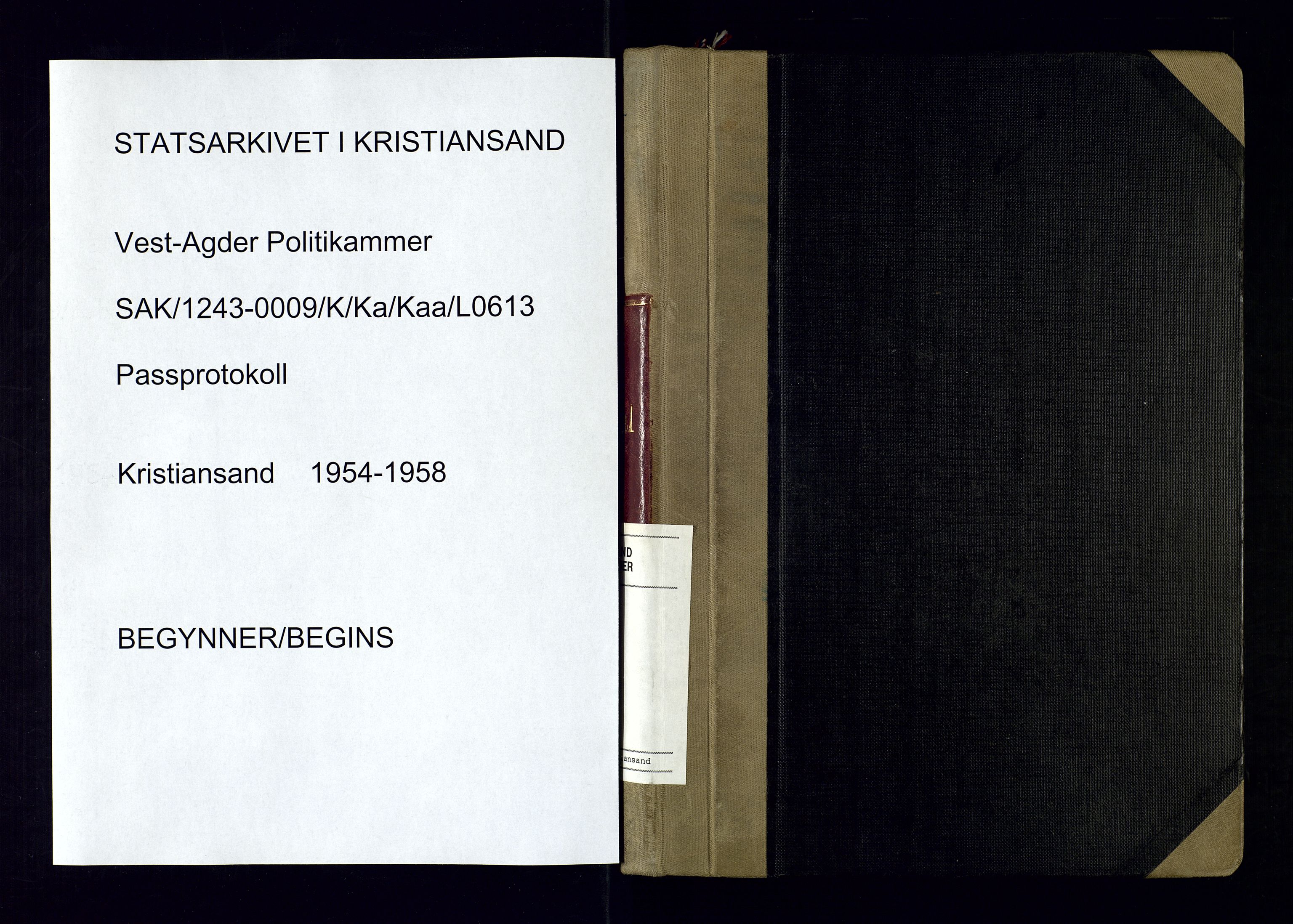 Kristiansand politikammer - 2, SAK/1243-0009/K/Ka/Kaa/L0613: Passprotokoll, liste med løpenumre, 1954-1958