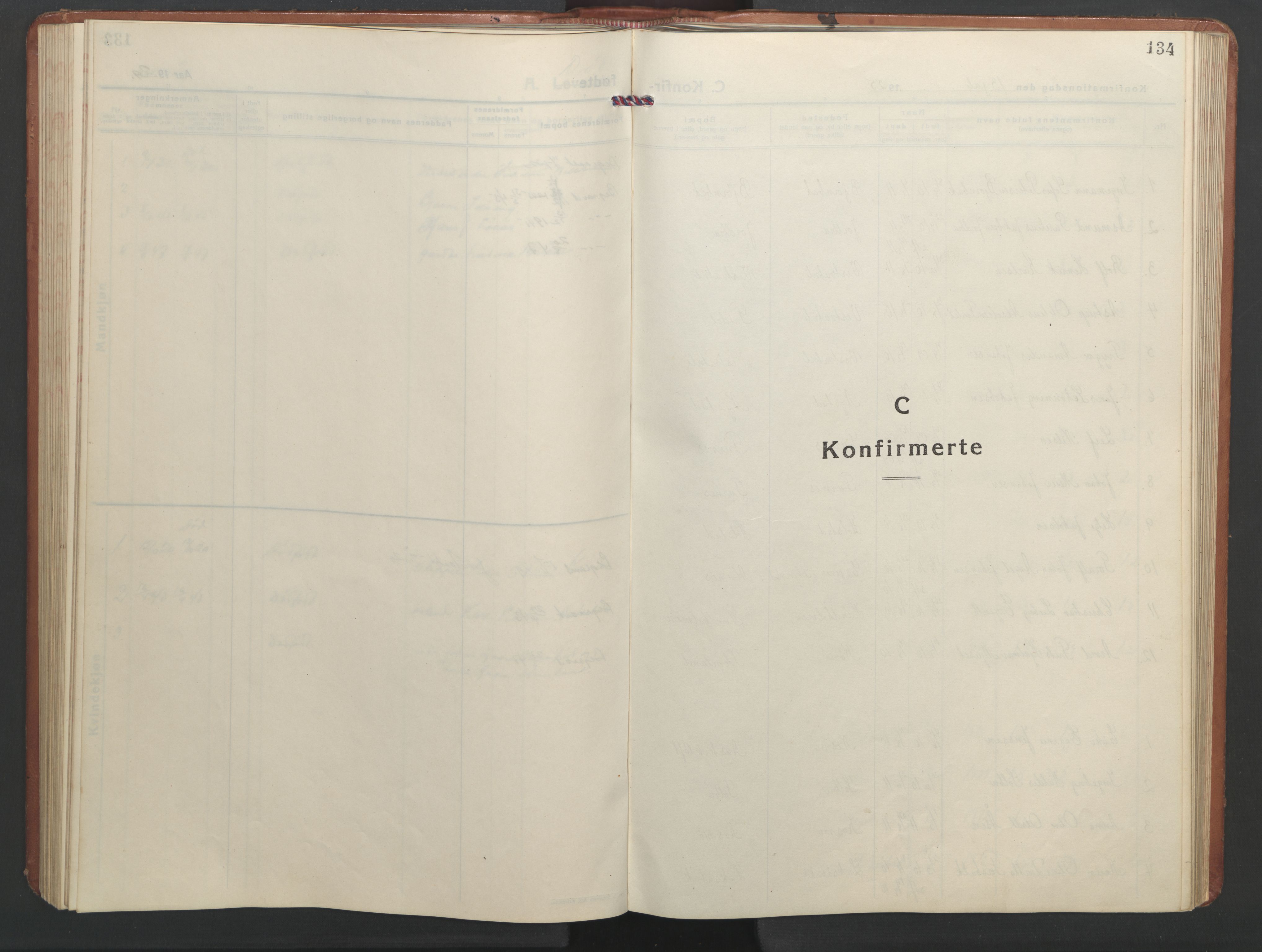 Ministerialprotokoller, klokkerbøker og fødselsregistre - Nordland, AV/SAT-A-1459/851/L0727: Klokkerbok nr. 851C02, 1925-1948, s. 134