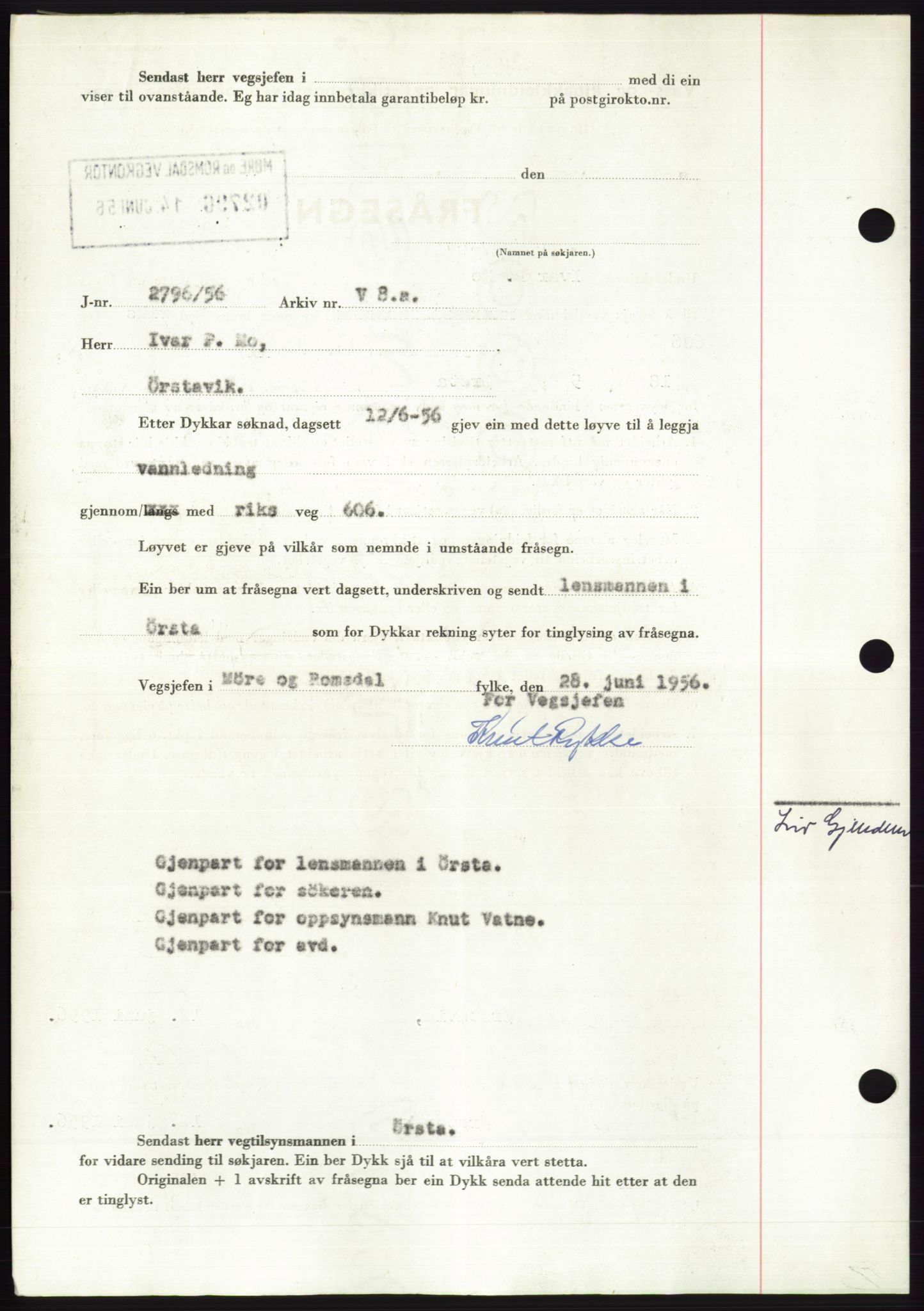 Søre Sunnmøre sorenskriveri, AV/SAT-A-4122/1/2/2C/L0104: Pantebok nr. 30A, 1956-1956, Dagboknr: 1404/1956