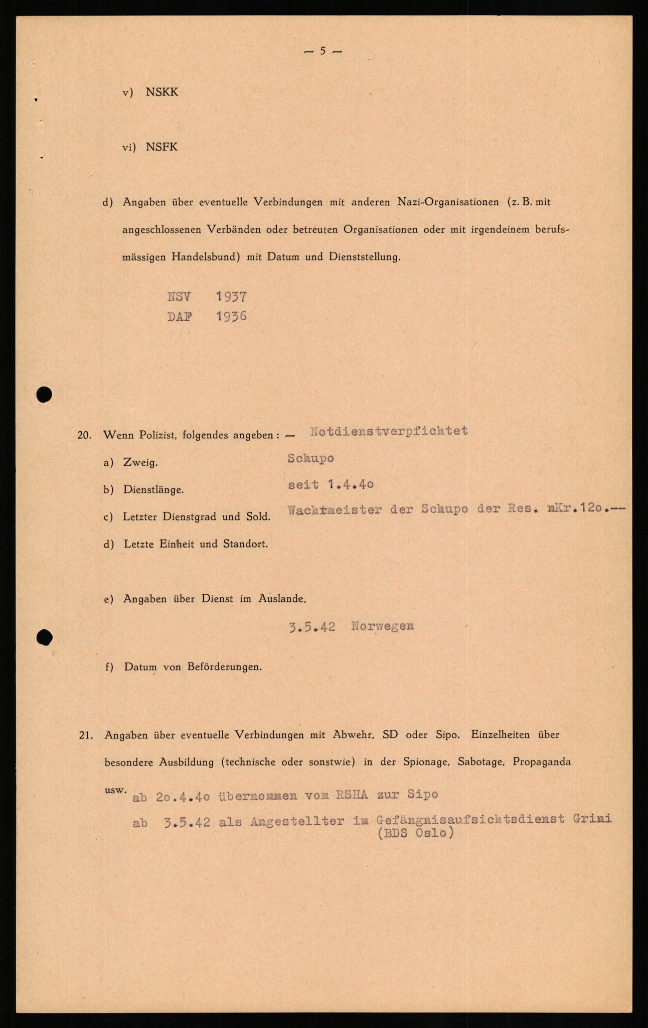 Forsvaret, Forsvarets overkommando II, AV/RA-RAFA-3915/D/Db/L0018: CI Questionaires. Tyske okkupasjonsstyrker i Norge. Tyskere., 1945-1946, s. 491