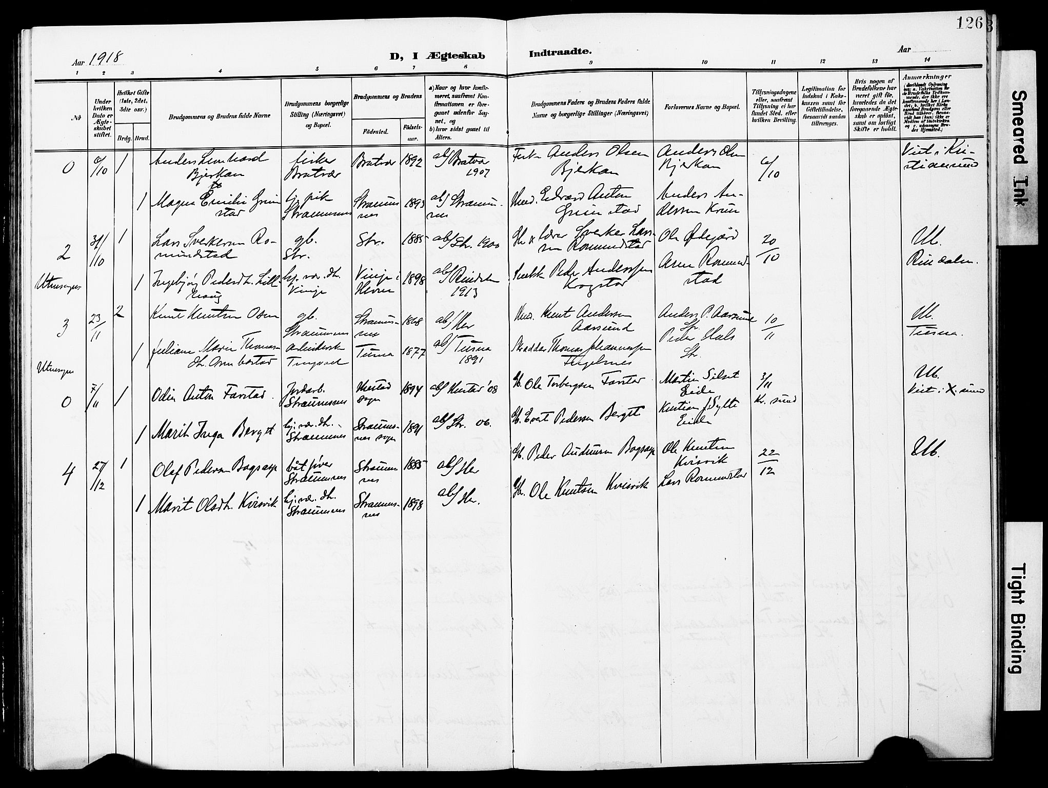 Ministerialprotokoller, klokkerbøker og fødselsregistre - Møre og Romsdal, AV/SAT-A-1454/587/L1001: Klokkerbok nr. 587C01, 1906-1927, s. 126