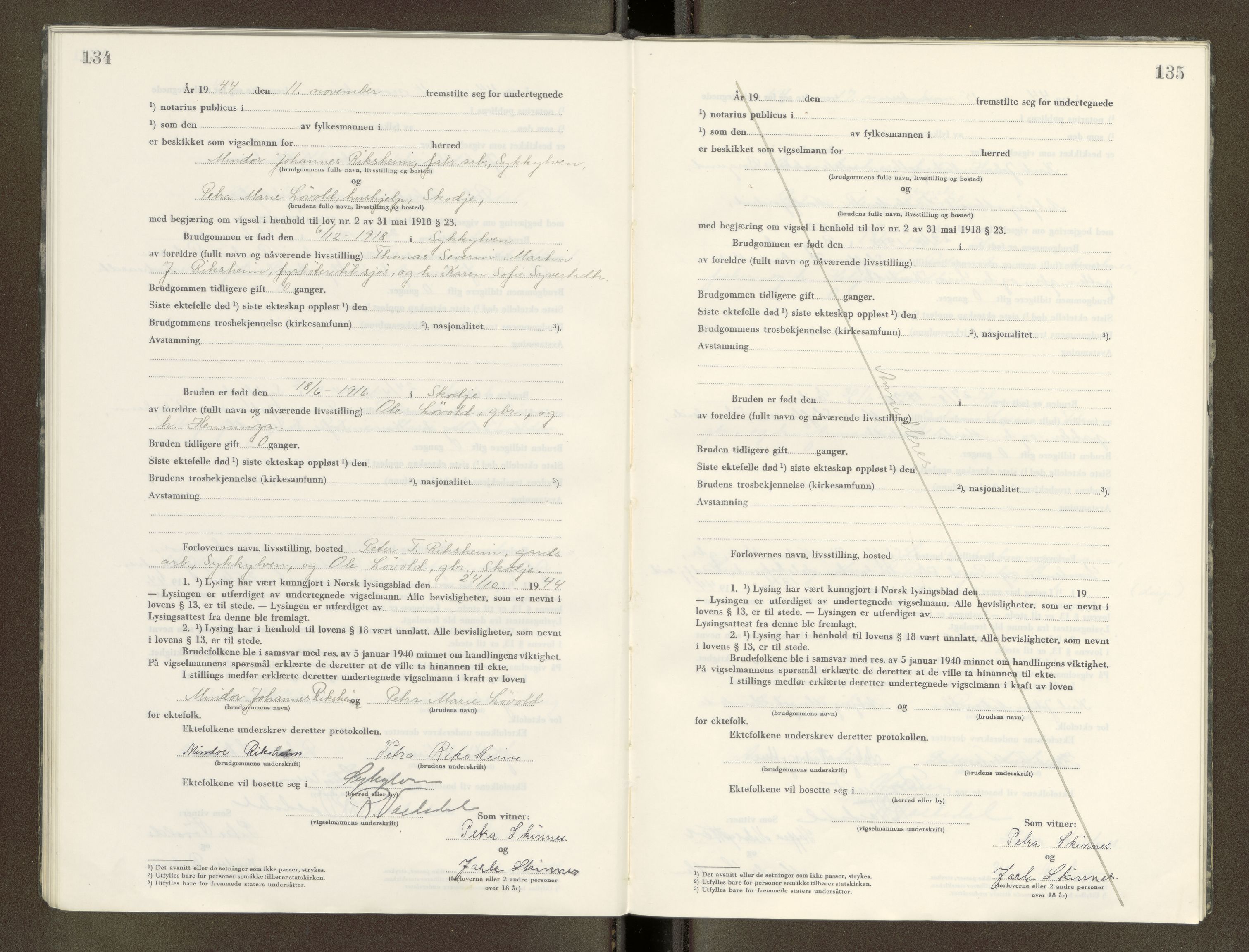 Nordre Sunnmøre sorenskriveri, AV/SAT-A-0006/1/6/6D/L0004: Lysningsbok, 1944-1945, s. 134-135