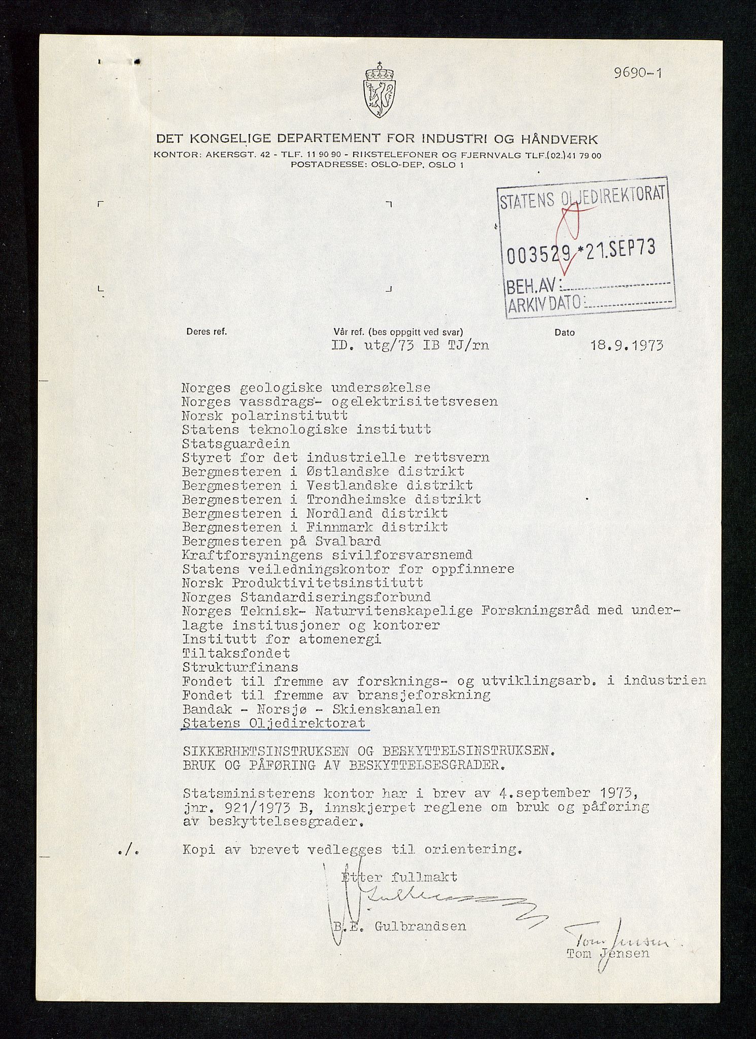 Industridepartementet, Oljekontoret, AV/SAST-A-101348/Db/L0001: Sikkerhet og utstyr, personell, arbeidstid, lønn, 1967-1973, s. 205