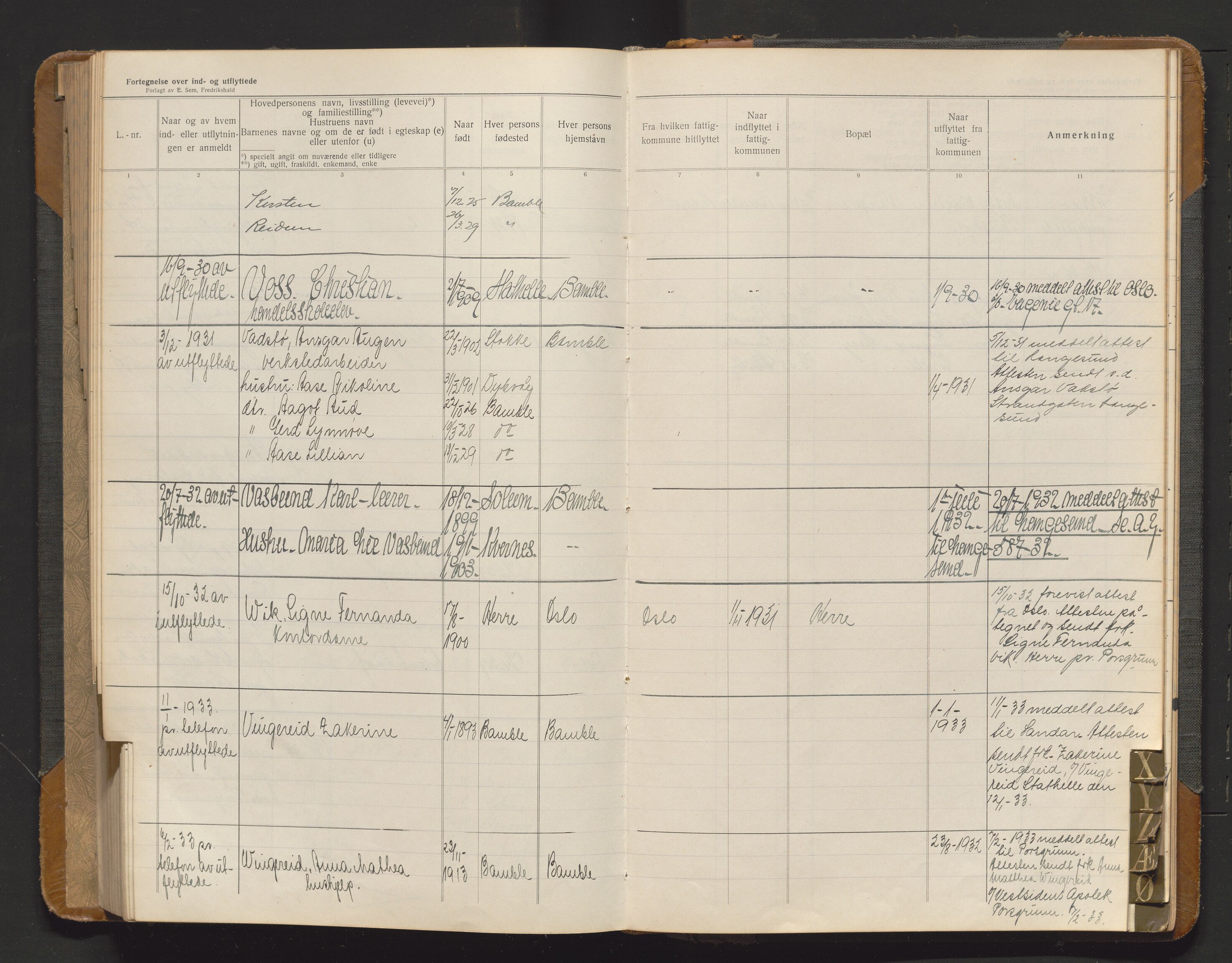 Bamble lensmannskontor, AV/SAKO-A-552/O/Oa/L0002: Protokoll over inn- og utflyttede - Bamble, 1918-1933