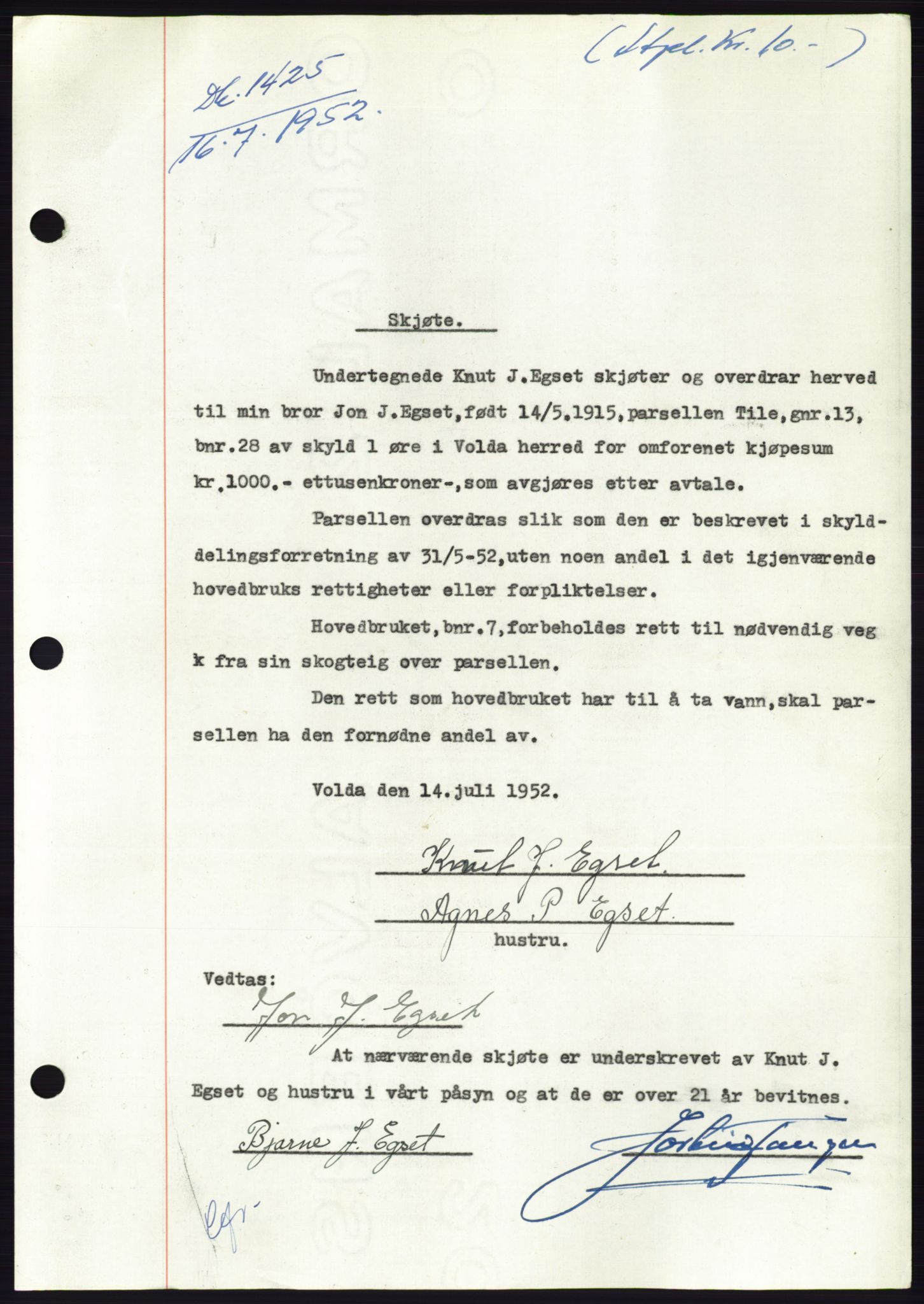 Søre Sunnmøre sorenskriveri, AV/SAT-A-4122/1/2/2C/L0092: Pantebok nr. 18A, 1952-1952, Dagboknr: 1425/1952