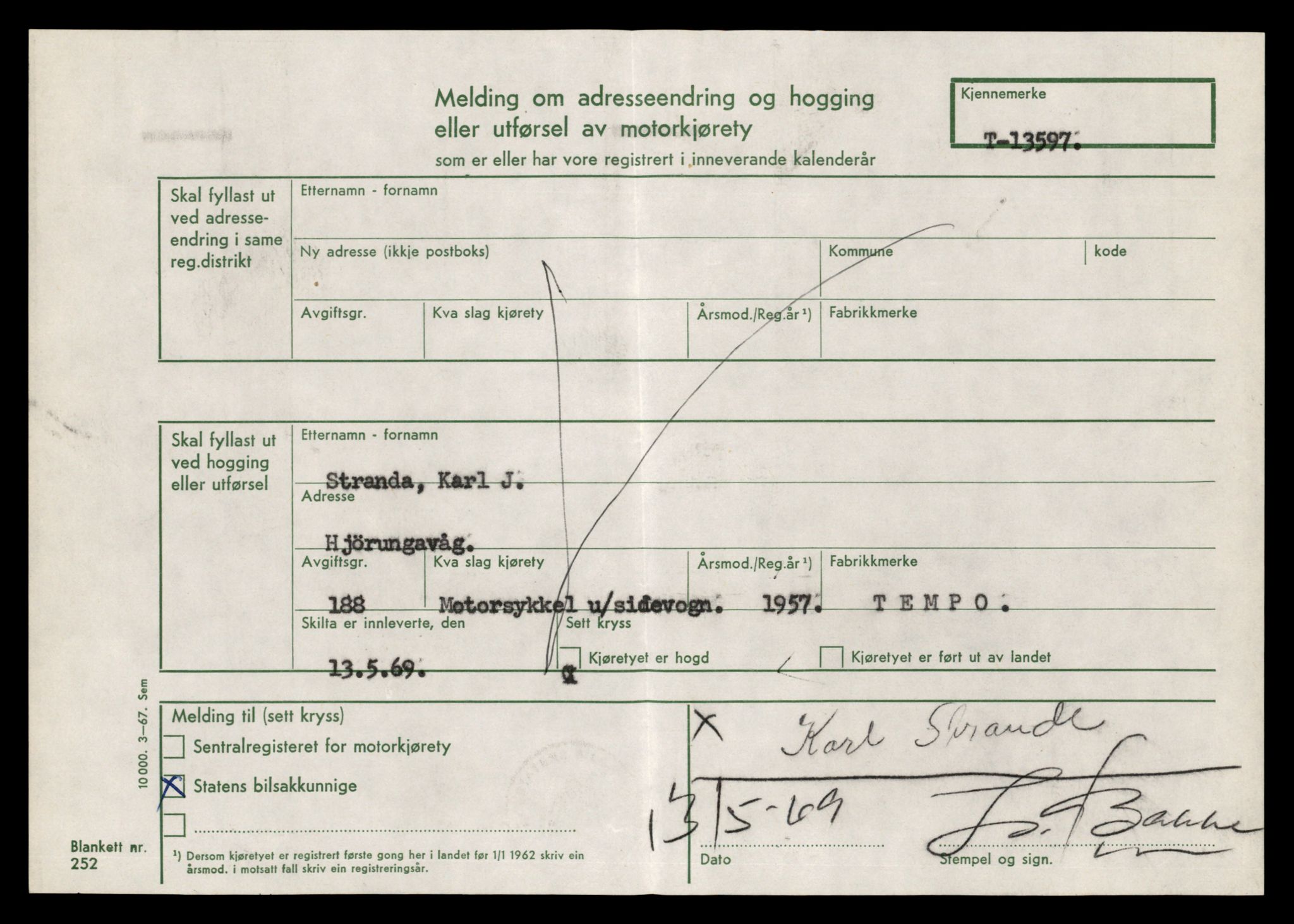 Møre og Romsdal vegkontor - Ålesund trafikkstasjon, AV/SAT-A-4099/F/Fe/L0040: Registreringskort for kjøretøy T 13531 - T 13709, 1927-1998, s. 1188