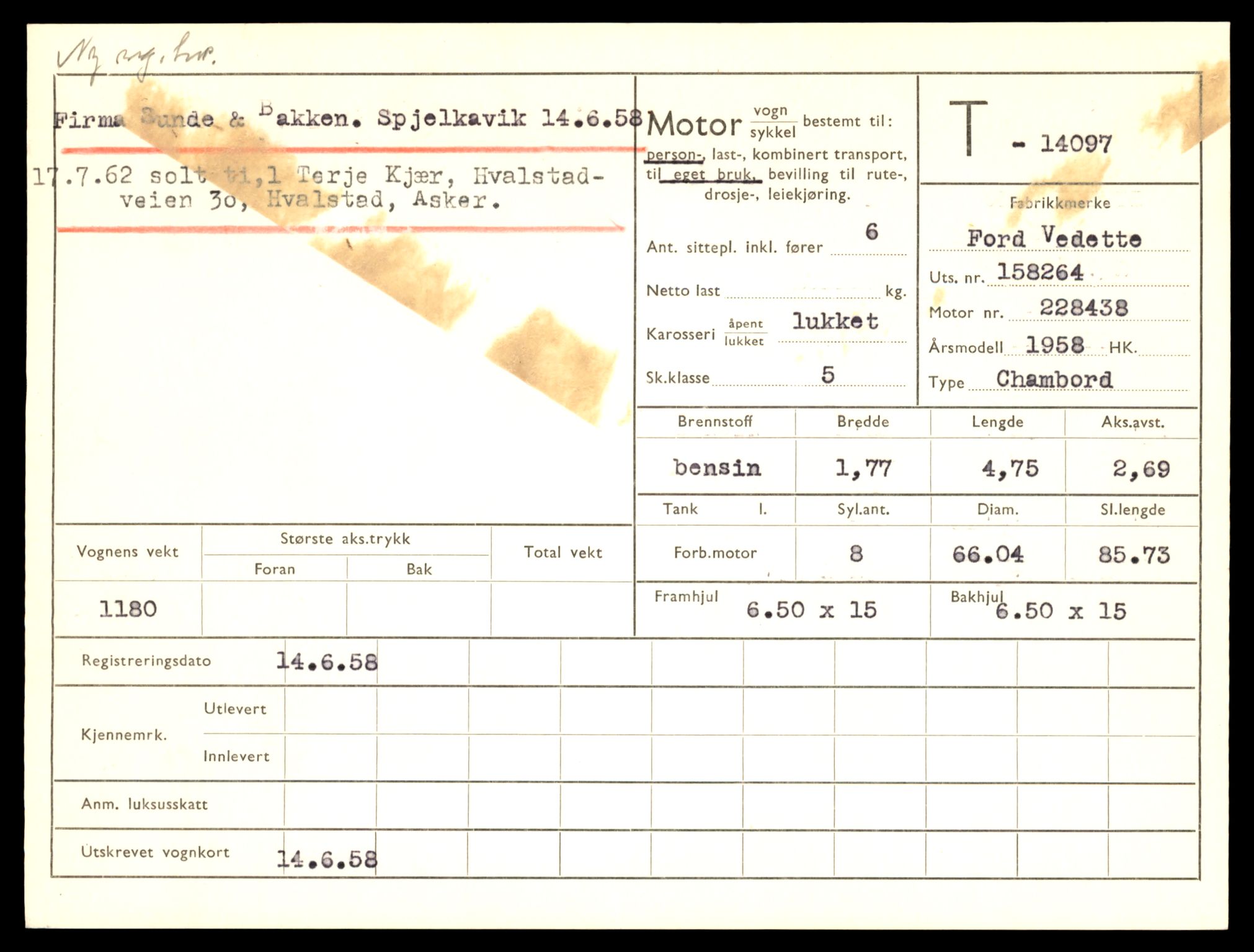 Møre og Romsdal vegkontor - Ålesund trafikkstasjon, AV/SAT-A-4099/F/Fe/L0043: Registreringskort for kjøretøy T 14080 - T 14204, 1927-1998, s. 423
