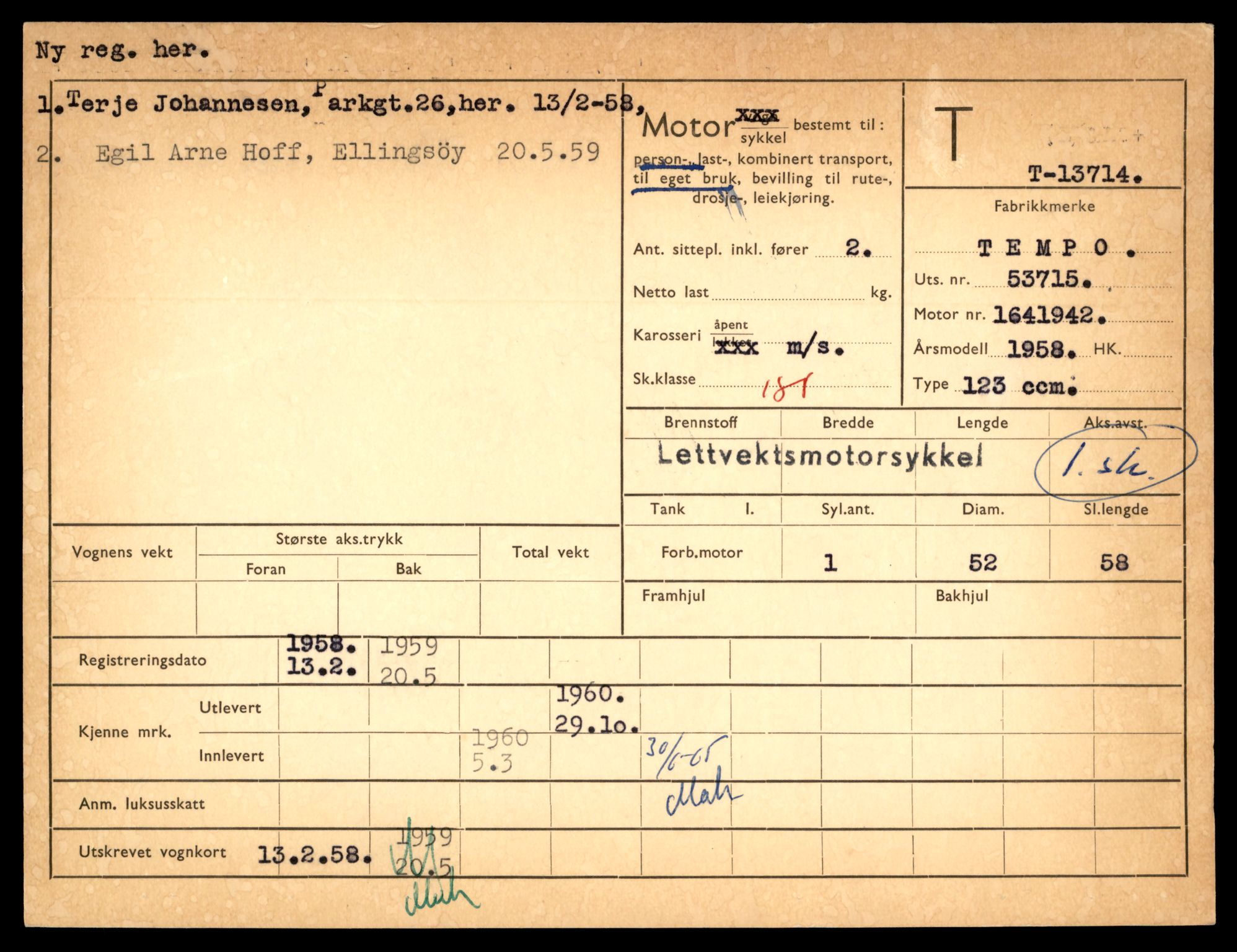 Møre og Romsdal vegkontor - Ålesund trafikkstasjon, AV/SAT-A-4099/F/Fe/L0041: Registreringskort for kjøretøy T 13710 - T 13905, 1927-1998, s. 65