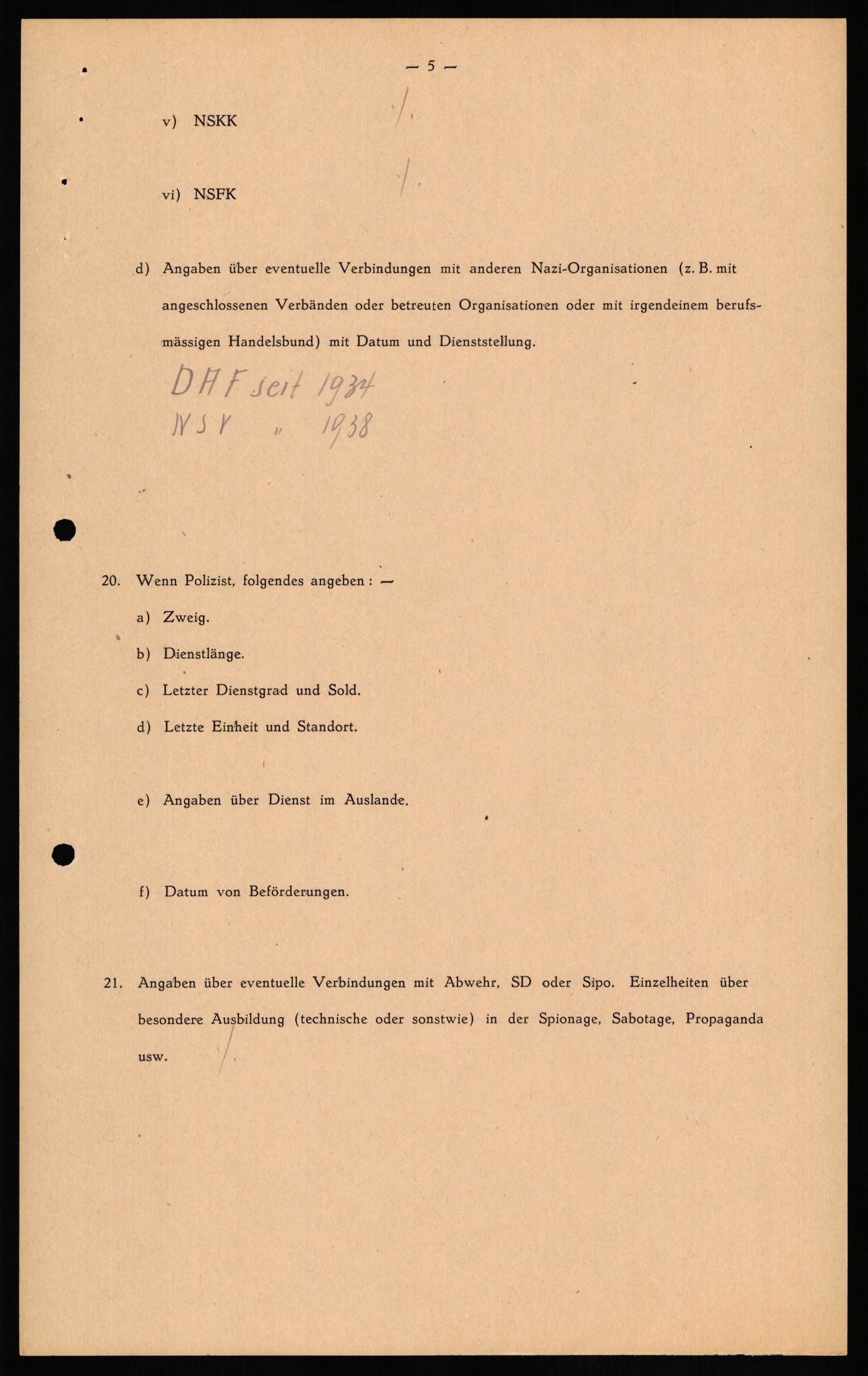 Forsvaret, Forsvarets overkommando II, RA/RAFA-3915/D/Db/L0020: CI Questionaires. Tyske okkupasjonsstyrker i Norge. Tyskere., 1945-1946, s. 481