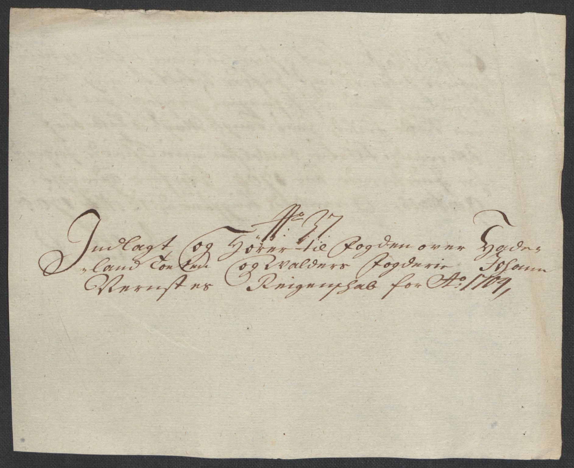 Rentekammeret inntil 1814, Reviderte regnskaper, Fogderegnskap, RA/EA-4092/R18/L1302: Fogderegnskap Hadeland, Toten og Valdres, 1704, s. 402