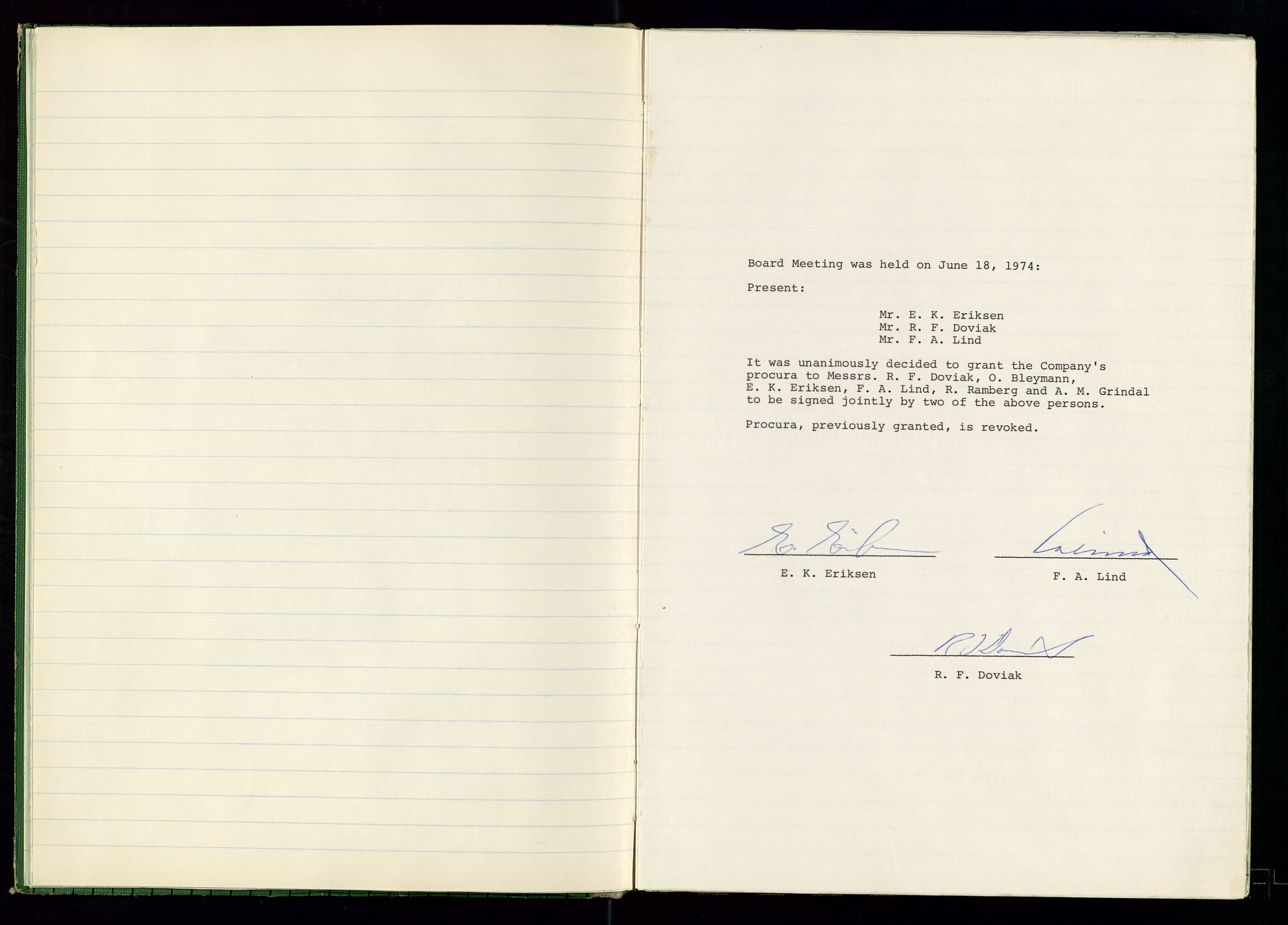 PA 1538 - Exxon Chemical Norge A/S, AV/SAST-A-101958/A/Aa/L0001/0001: Generalforsamlinger og styreprotokoller / Styreprotokoll, 1966-1996