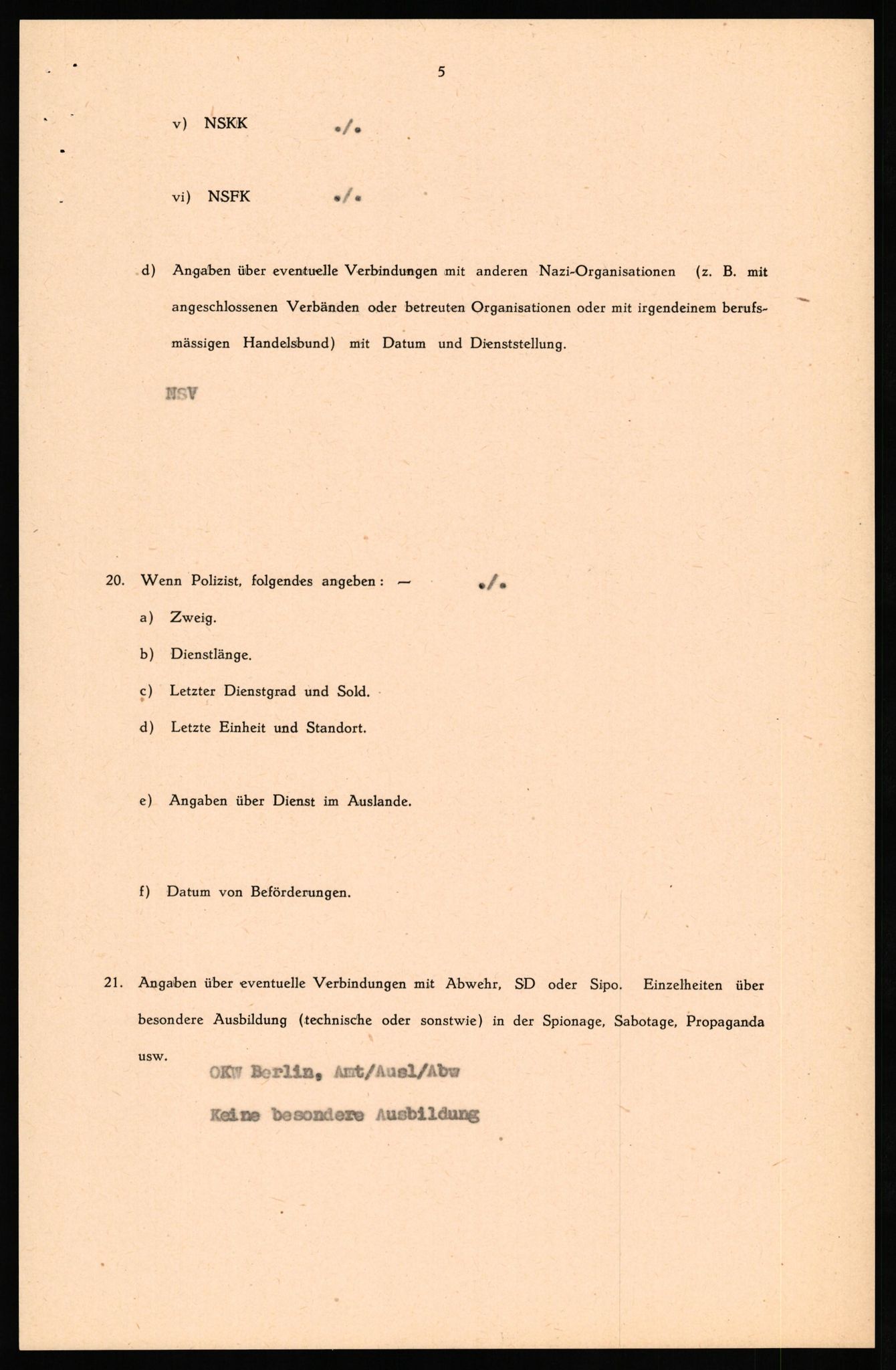 Forsvaret, Forsvarets overkommando II, RA/RAFA-3915/D/Db/L0033: CI Questionaires. Tyske okkupasjonsstyrker i Norge. Tyskere., 1945-1946, s. 50