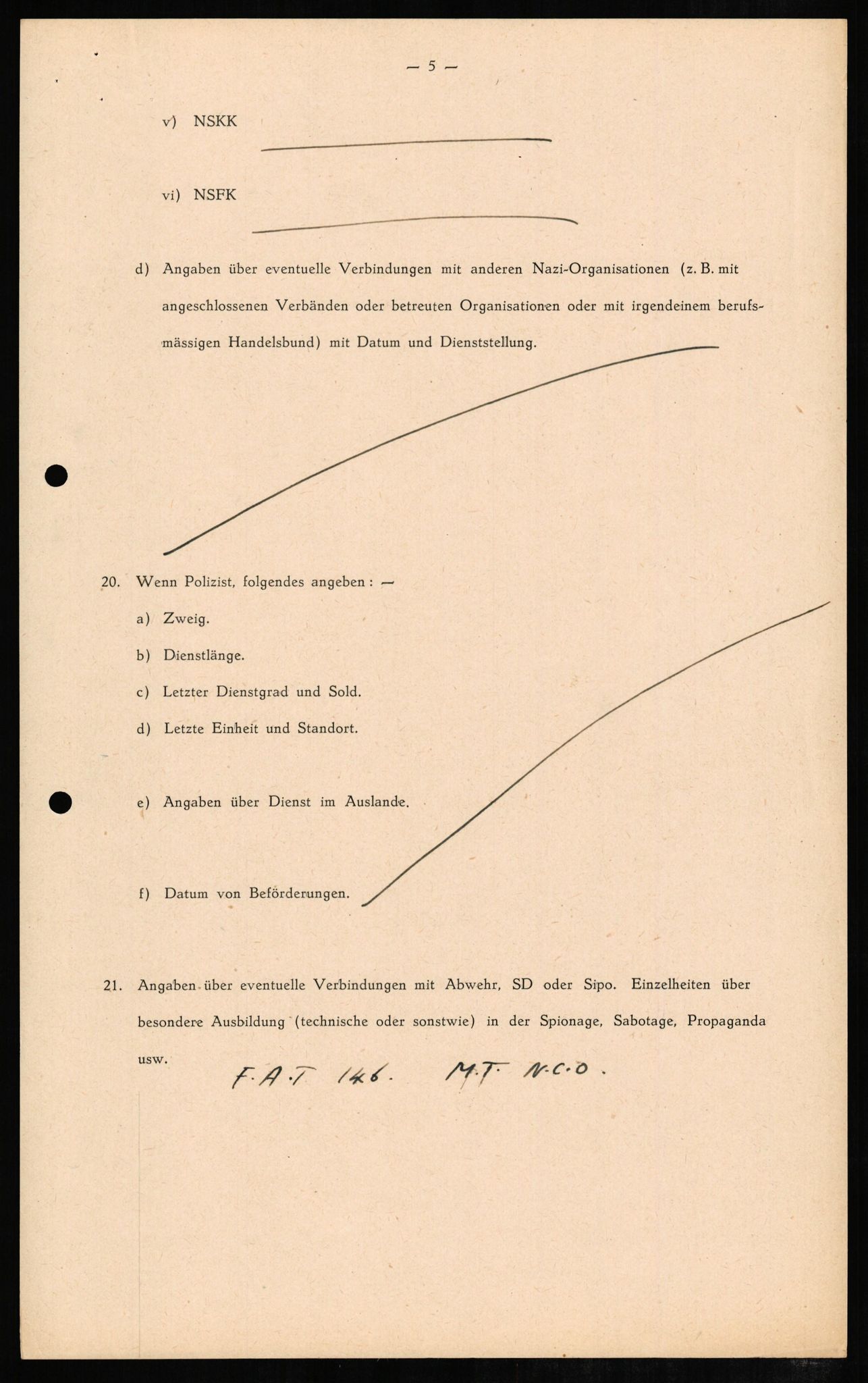 Forsvaret, Forsvarets overkommando II, AV/RA-RAFA-3915/D/Db/L0008: CI Questionaires. Tyske okkupasjonsstyrker i Norge. Tyskere., 1945-1946, s. 71