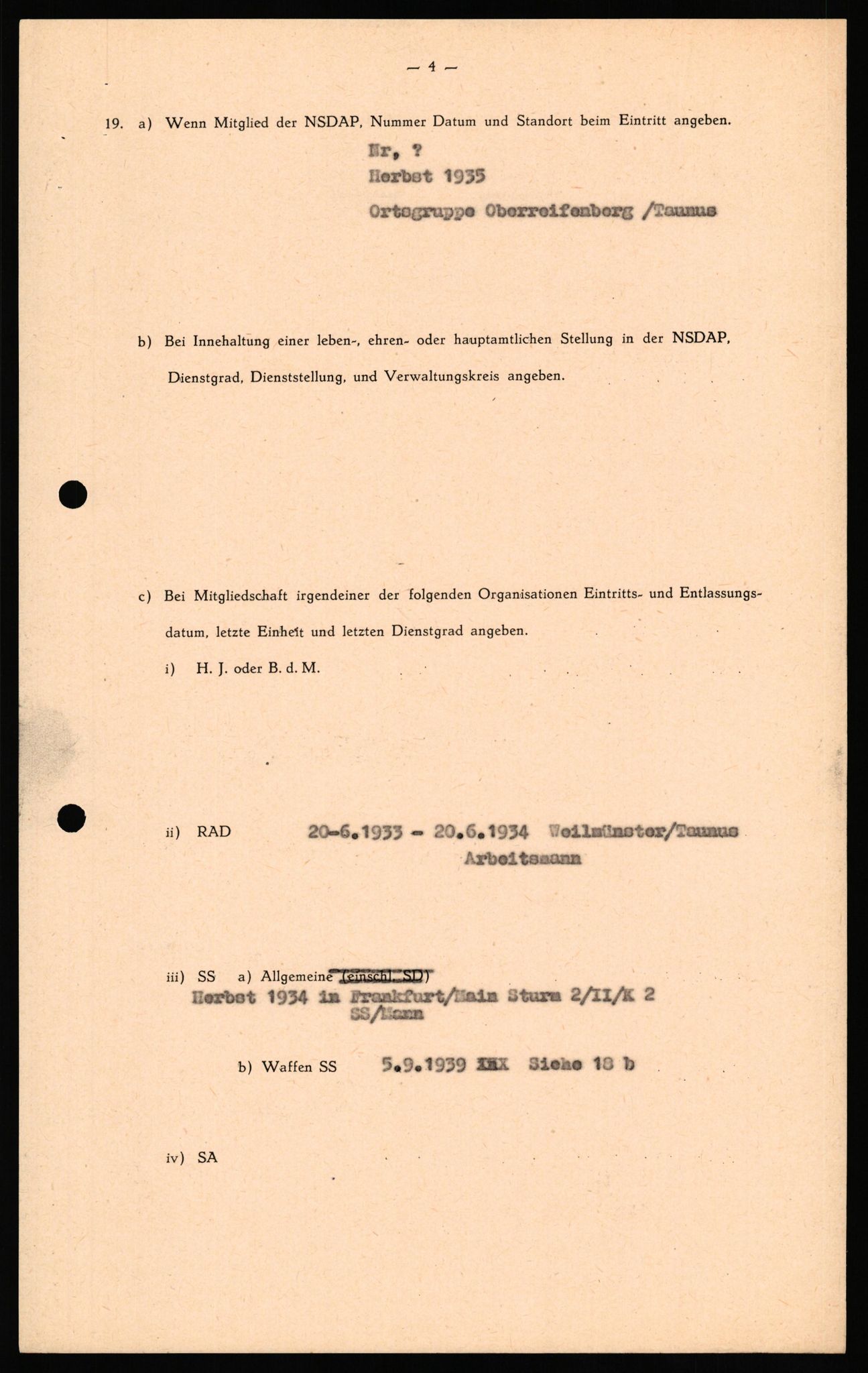Forsvaret, Forsvarets overkommando II, RA/RAFA-3915/D/Db/L0031: CI Questionaires. Tyske okkupasjonsstyrker i Norge. Tyskere., 1945-1946, s. 81