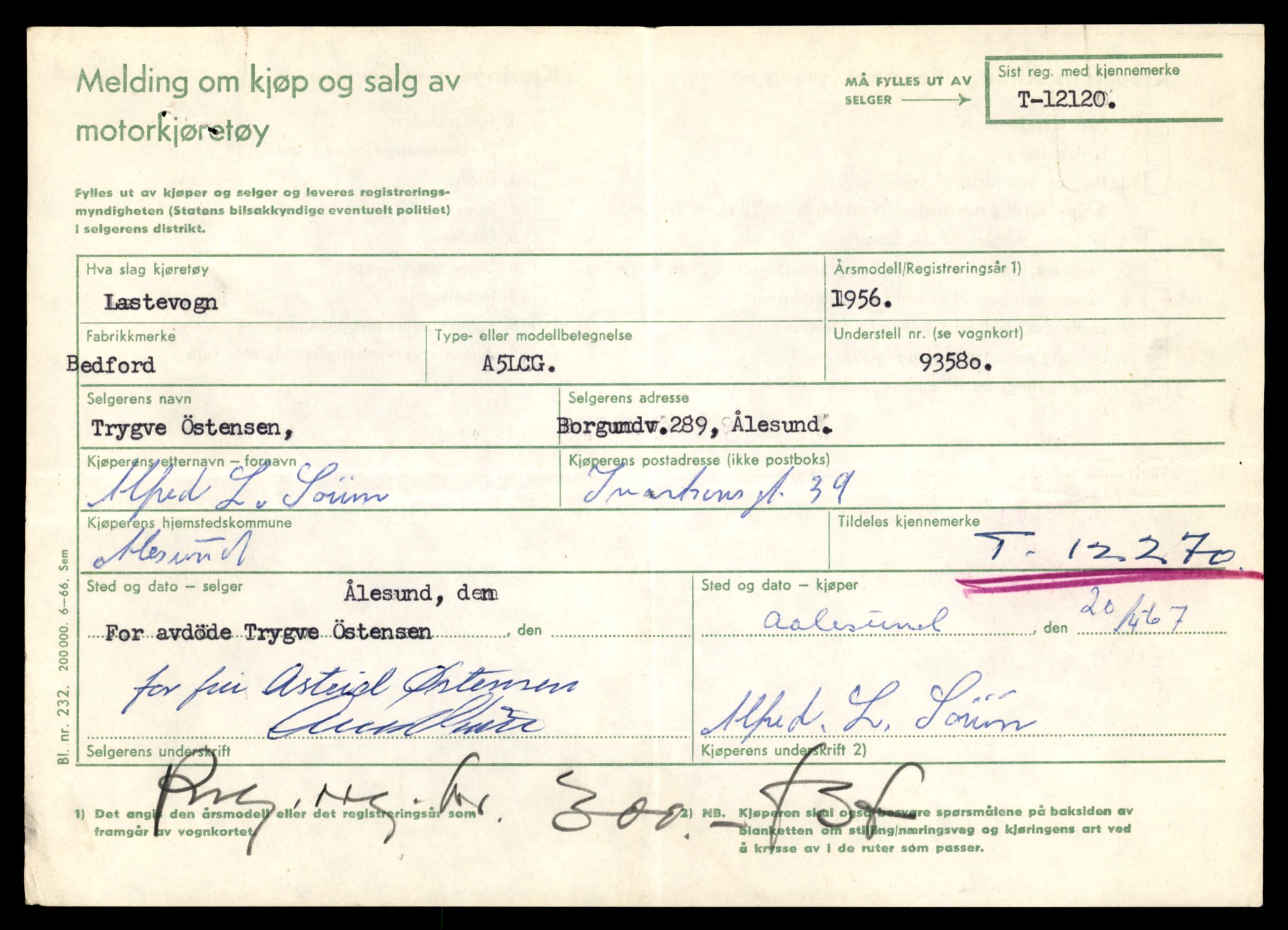 Møre og Romsdal vegkontor - Ålesund trafikkstasjon, AV/SAT-A-4099/F/Fe/L0033: Registreringskort for kjøretøy T 12151 - T 12474, 1927-1998, s. 2735