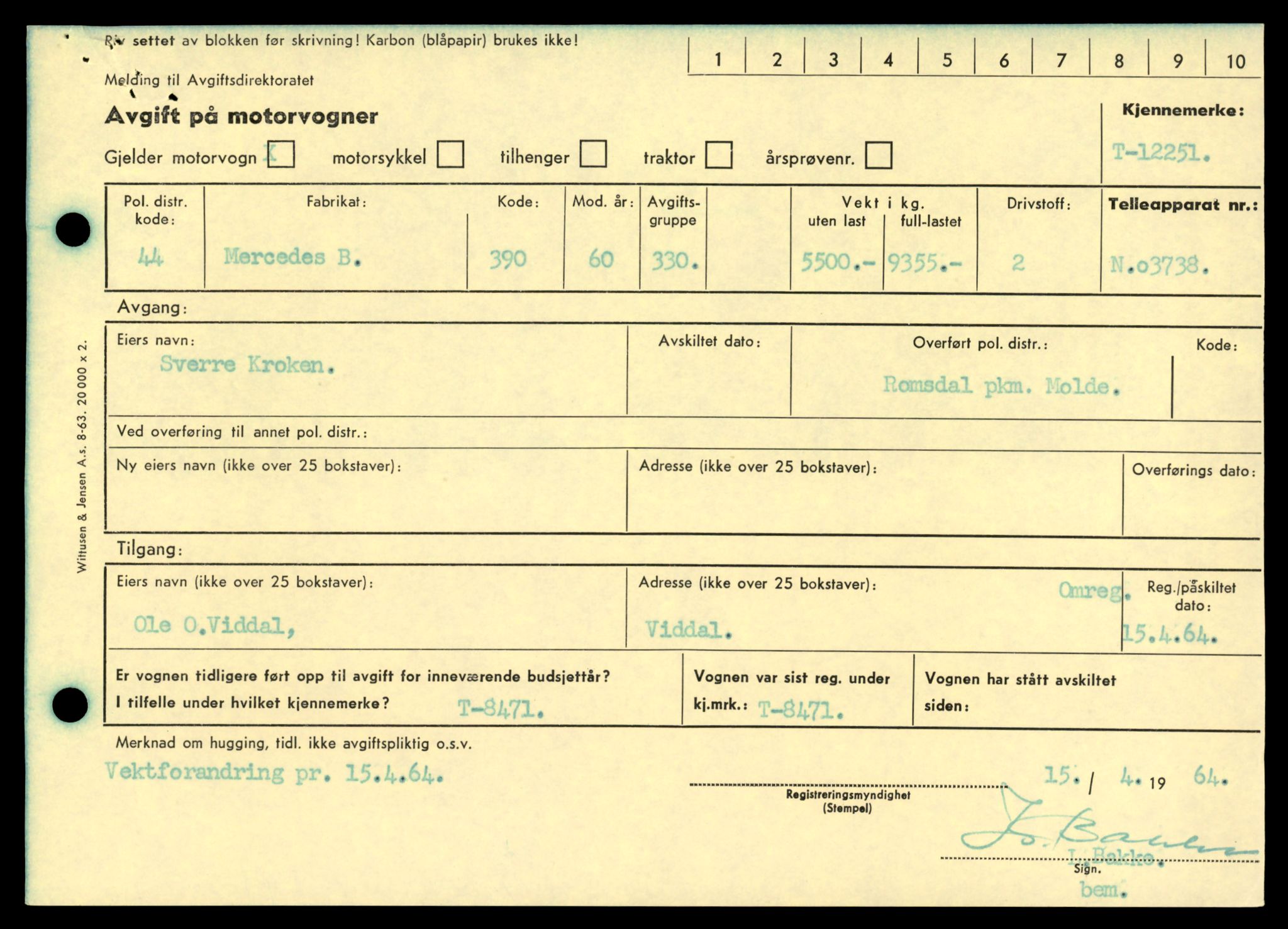 Møre og Romsdal vegkontor - Ålesund trafikkstasjon, AV/SAT-A-4099/F/Fe/L0033: Registreringskort for kjøretøy T 12151 - T 12474, 1927-1998, s. 2697