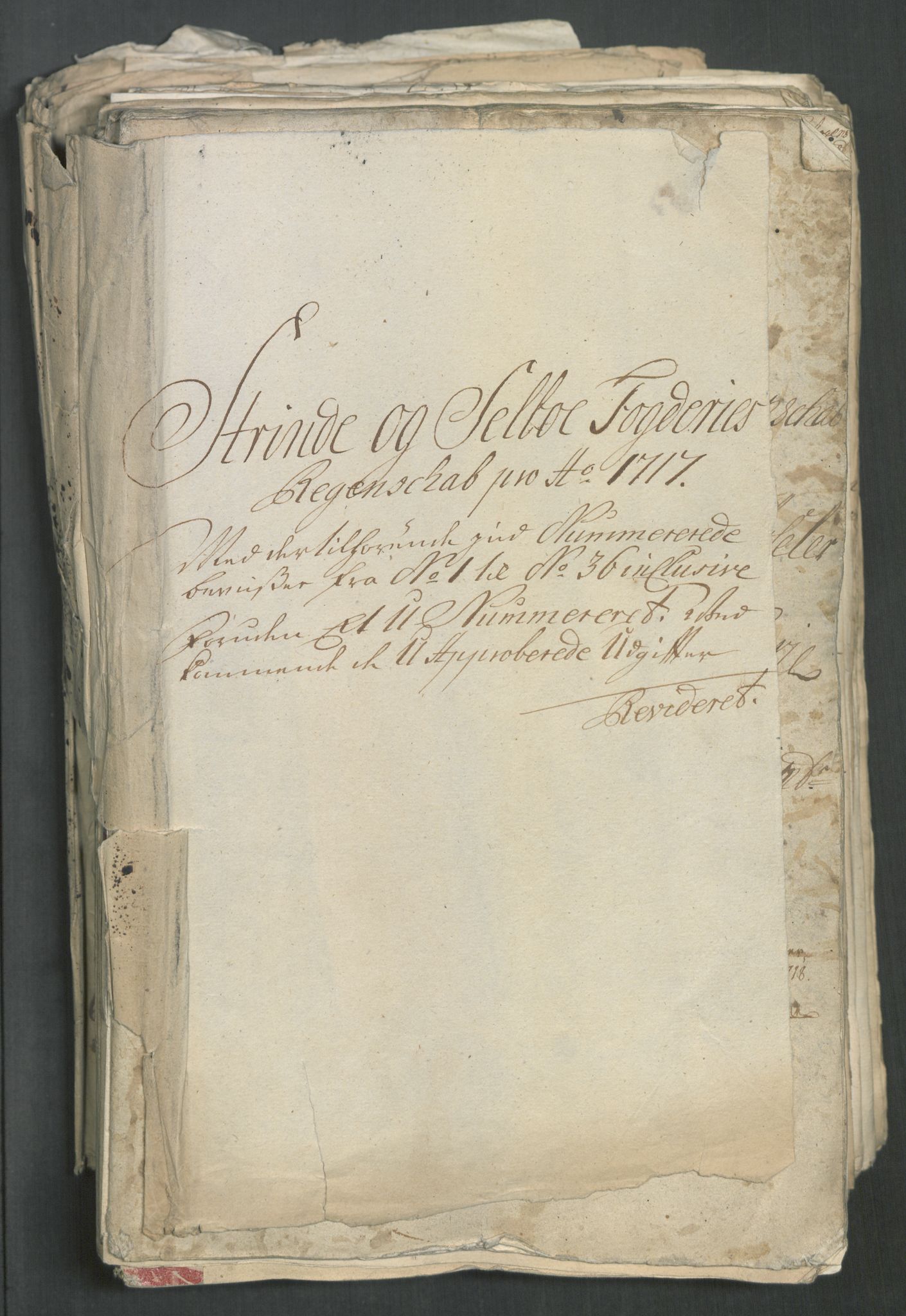 Rentekammeret inntil 1814, Reviderte regnskaper, Fogderegnskap, AV/RA-EA-4092/R61/L4116: Fogderegnskap Strinda og Selbu, 1717-1718, s. 3