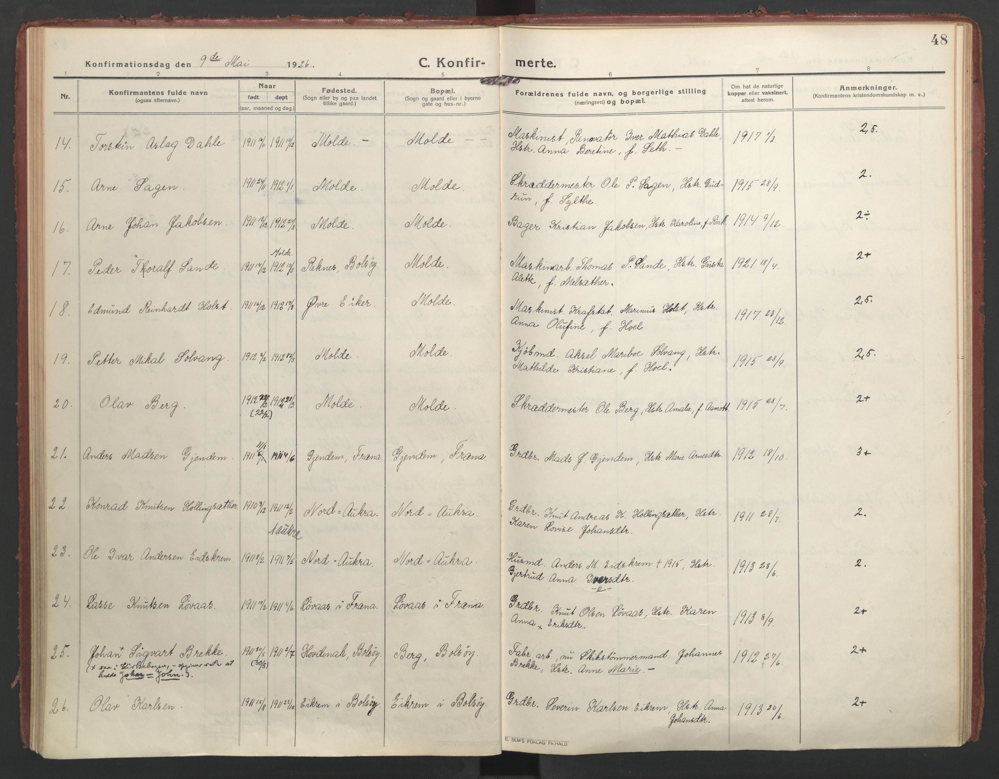 Ministerialprotokoller, klokkerbøker og fødselsregistre - Møre og Romsdal, SAT/A-1454/558/L0695: Ministerialbok nr. 558A09, 1915-1942, s. 48