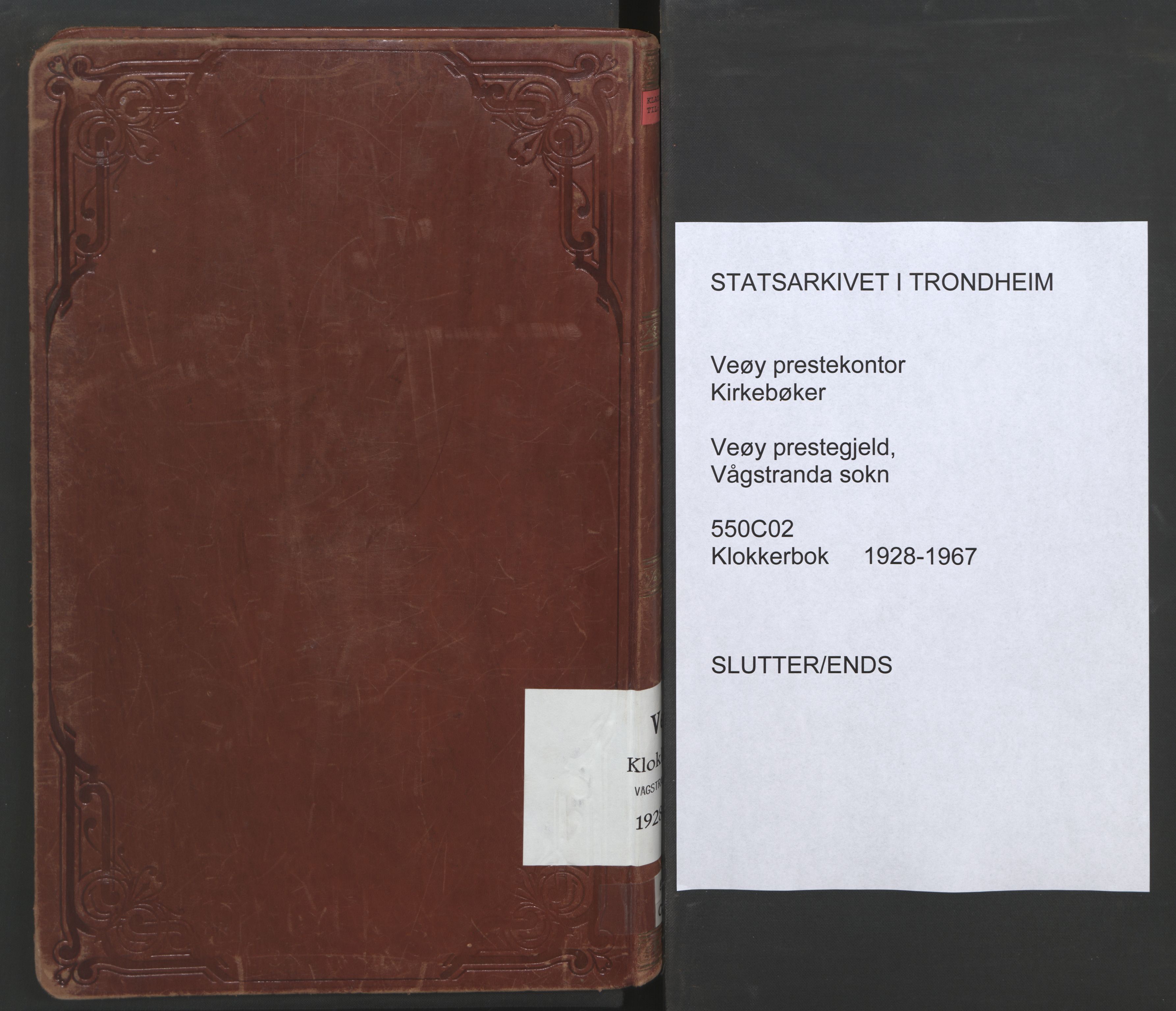 Ministerialprotokoller, klokkerbøker og fødselsregistre - Møre og Romsdal, AV/SAT-A-1454/550/L0619: Klokkerbok nr. 550C02, 1928-1967