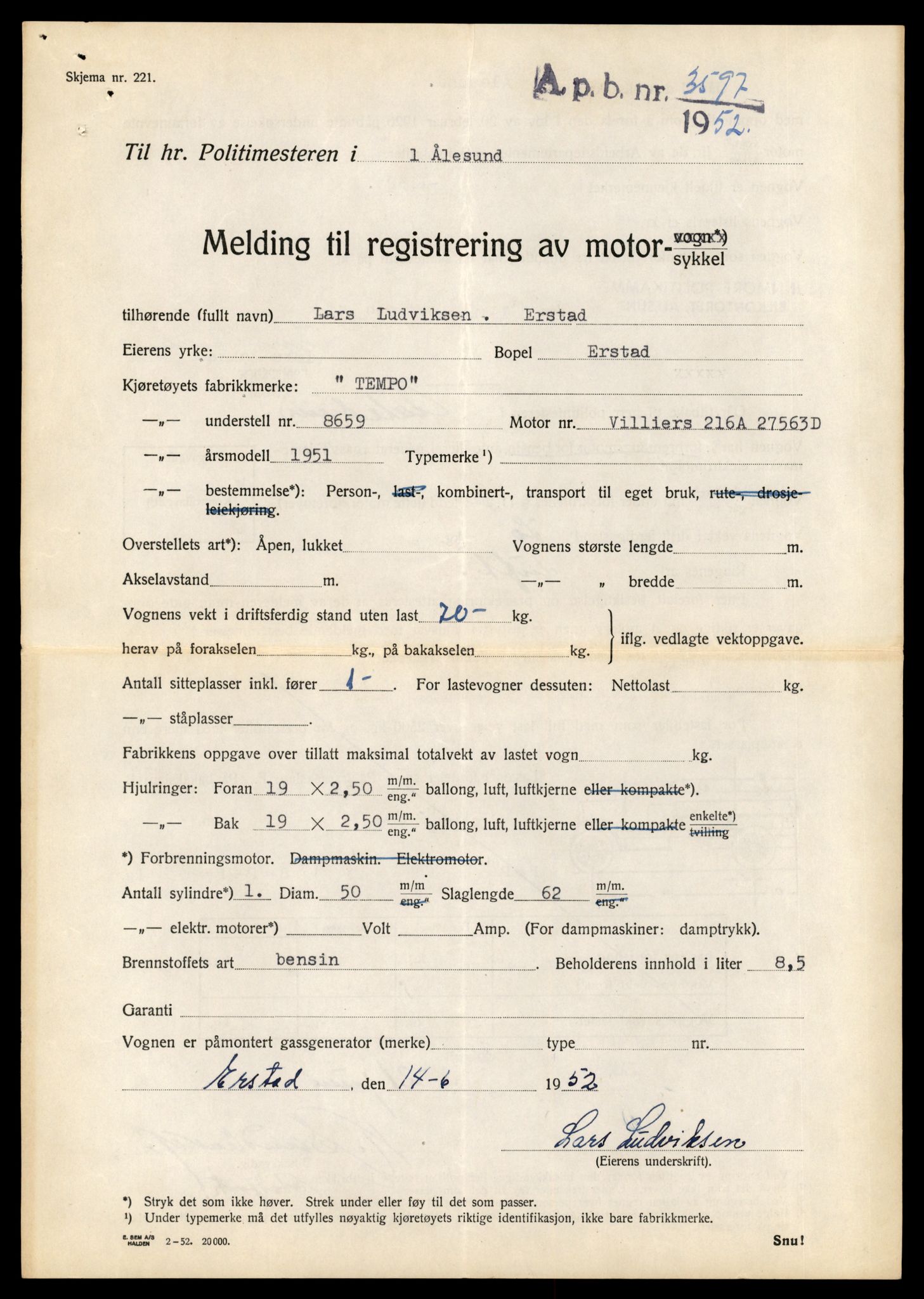 Møre og Romsdal vegkontor - Ålesund trafikkstasjon, AV/SAT-A-4099/F/Fe/L0031: Registreringskort for kjøretøy T 11800 - T 11996, 1927-1998, s. 69